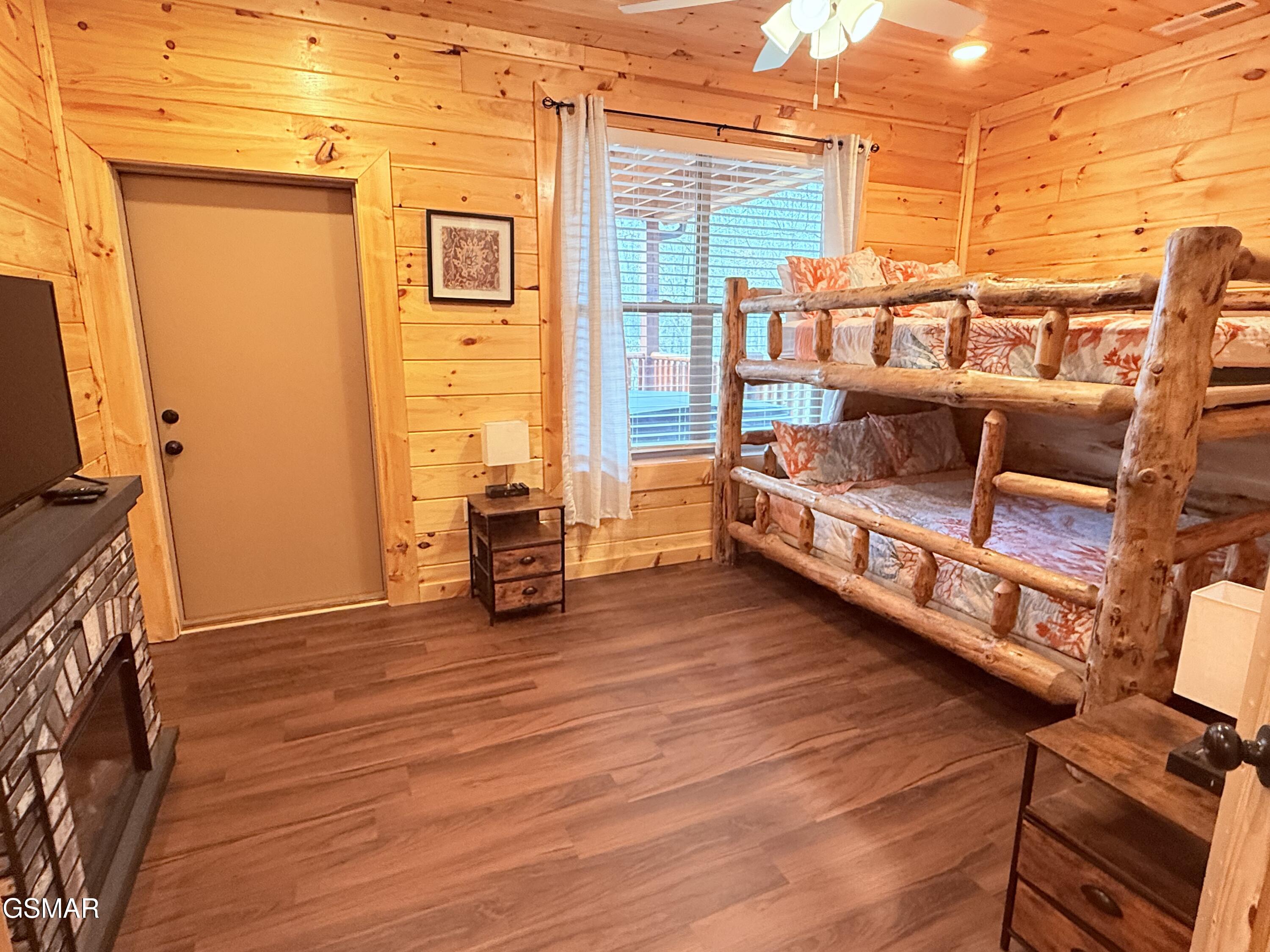 735 Timberlake Circle Sevierville TN 37876