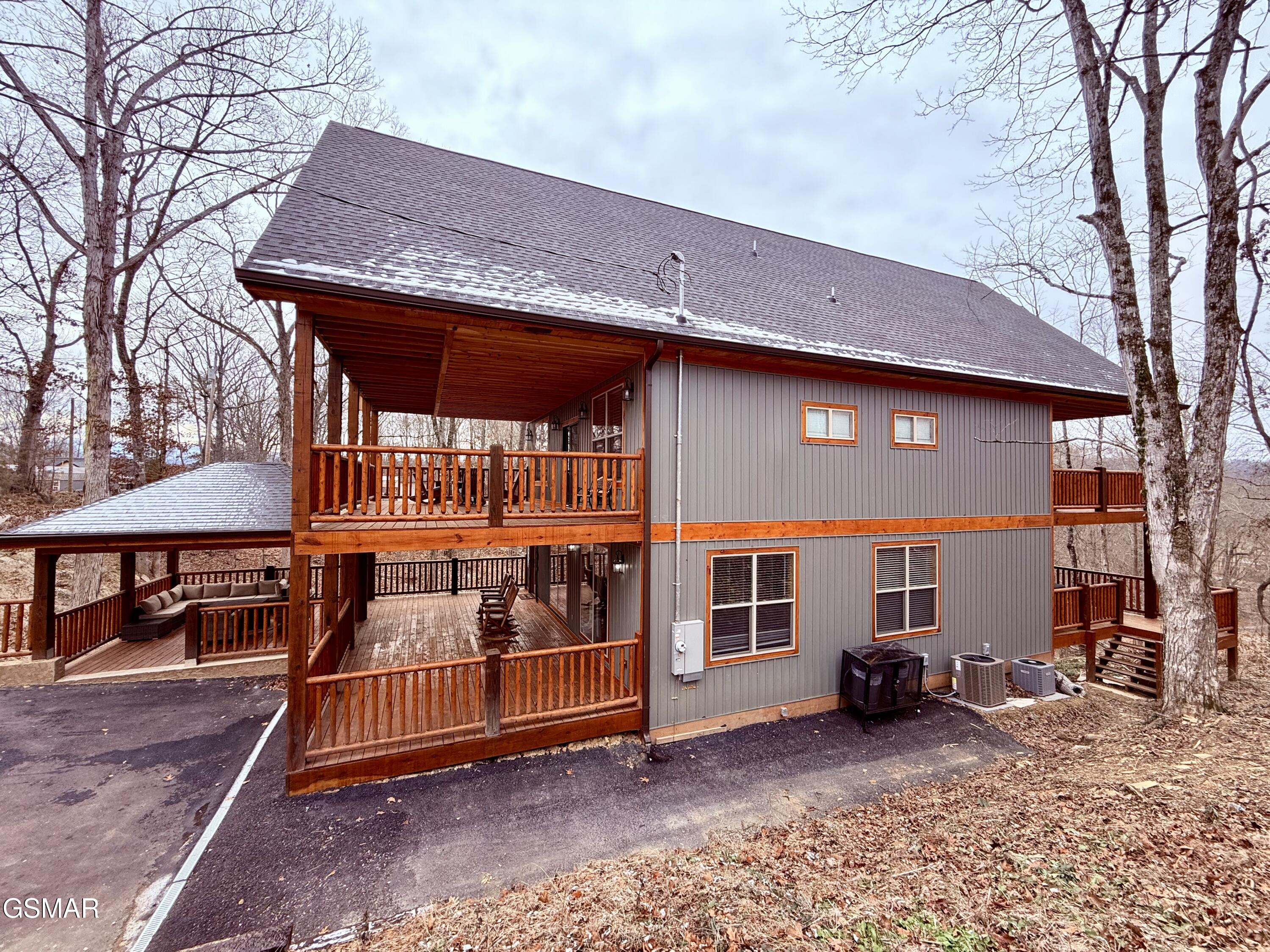 735 Timberlake Circle Sevierville TN 37876