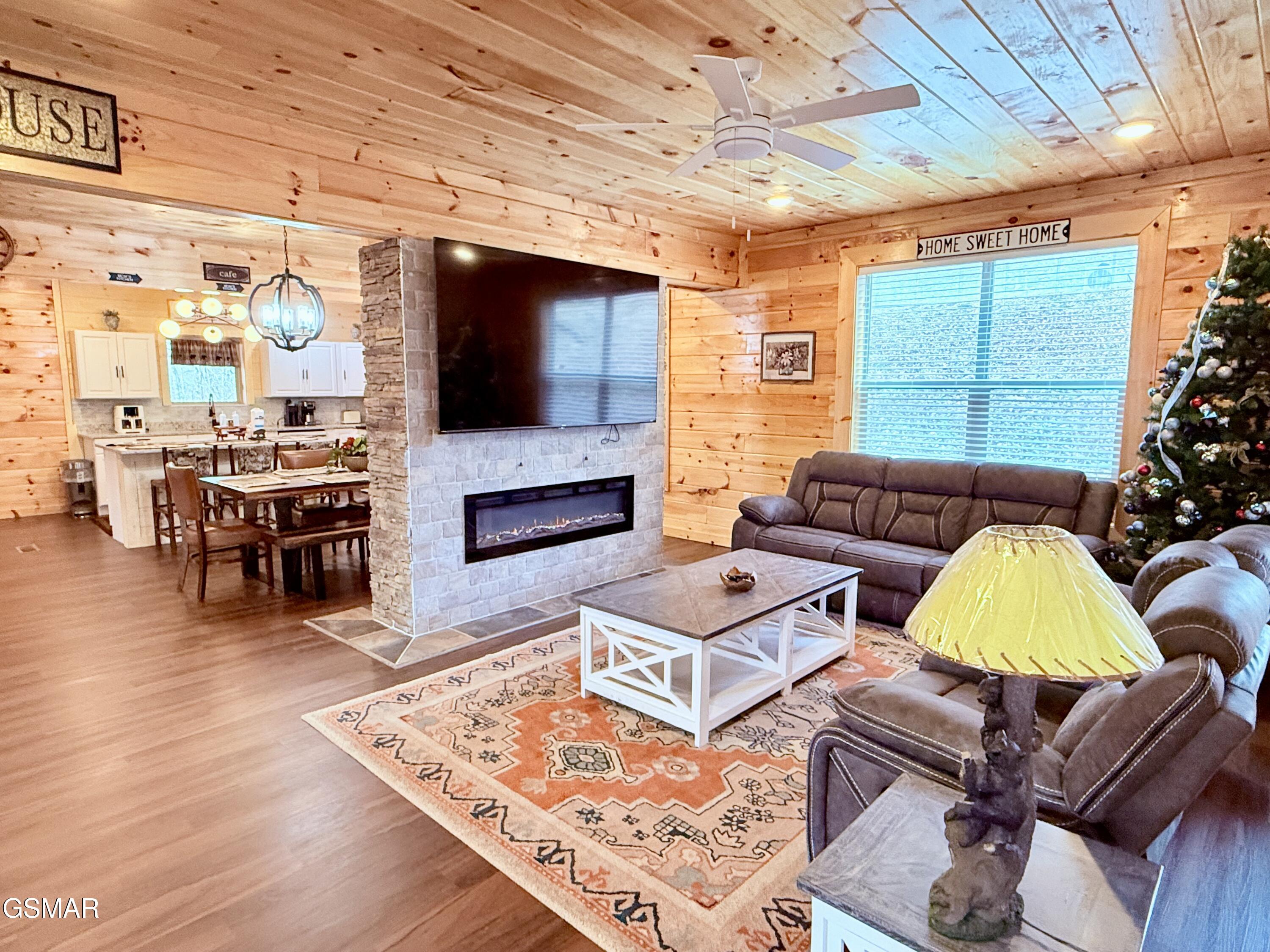 735 Timberlake Circle Sevierville TN 37876