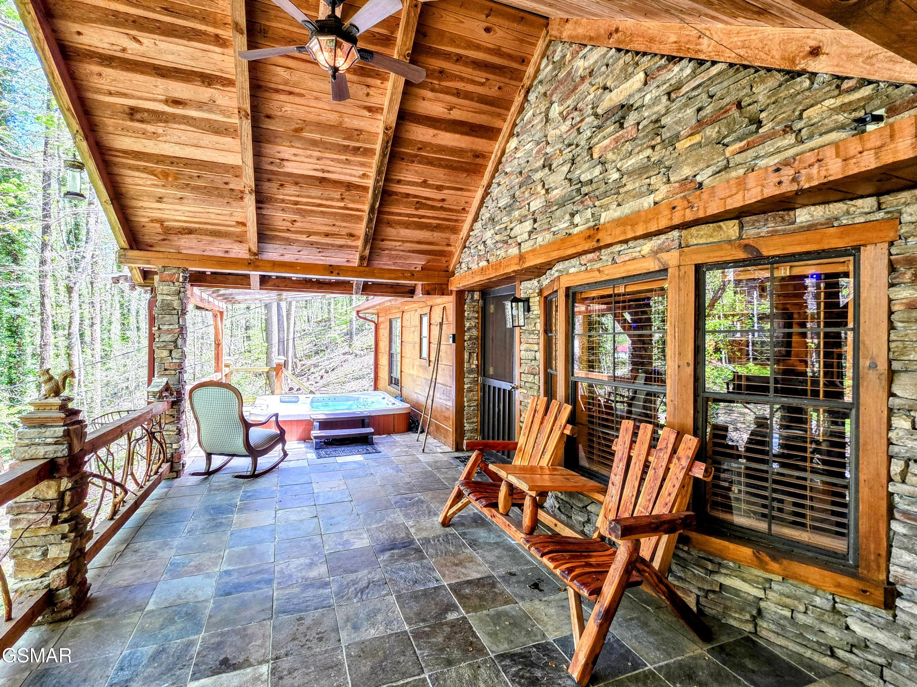 8540 Towns End Lane Townsend TN 37882