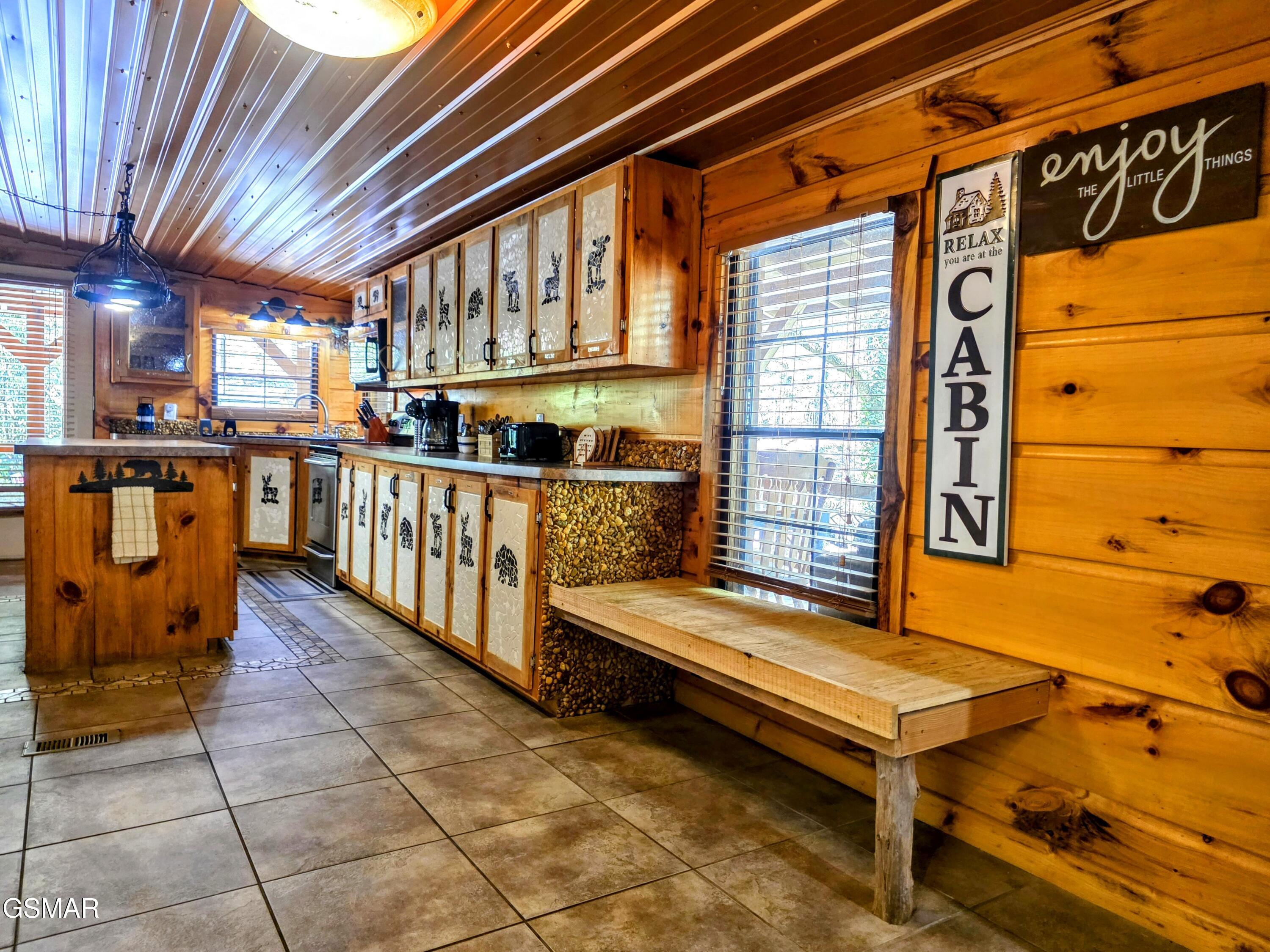 8540 Towns End Lane Townsend TN 37882