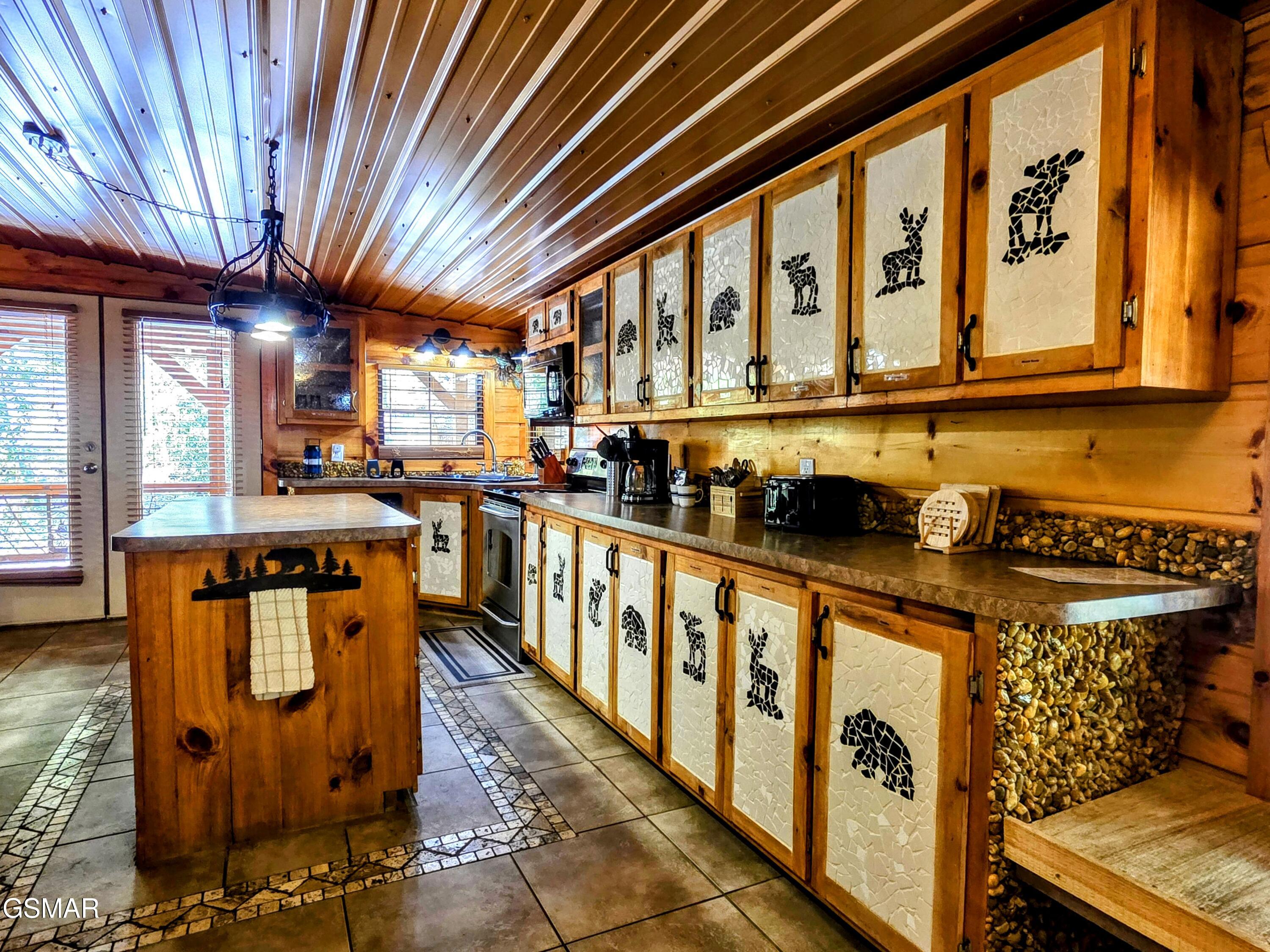 8540 Towns End Lane Townsend TN 37882