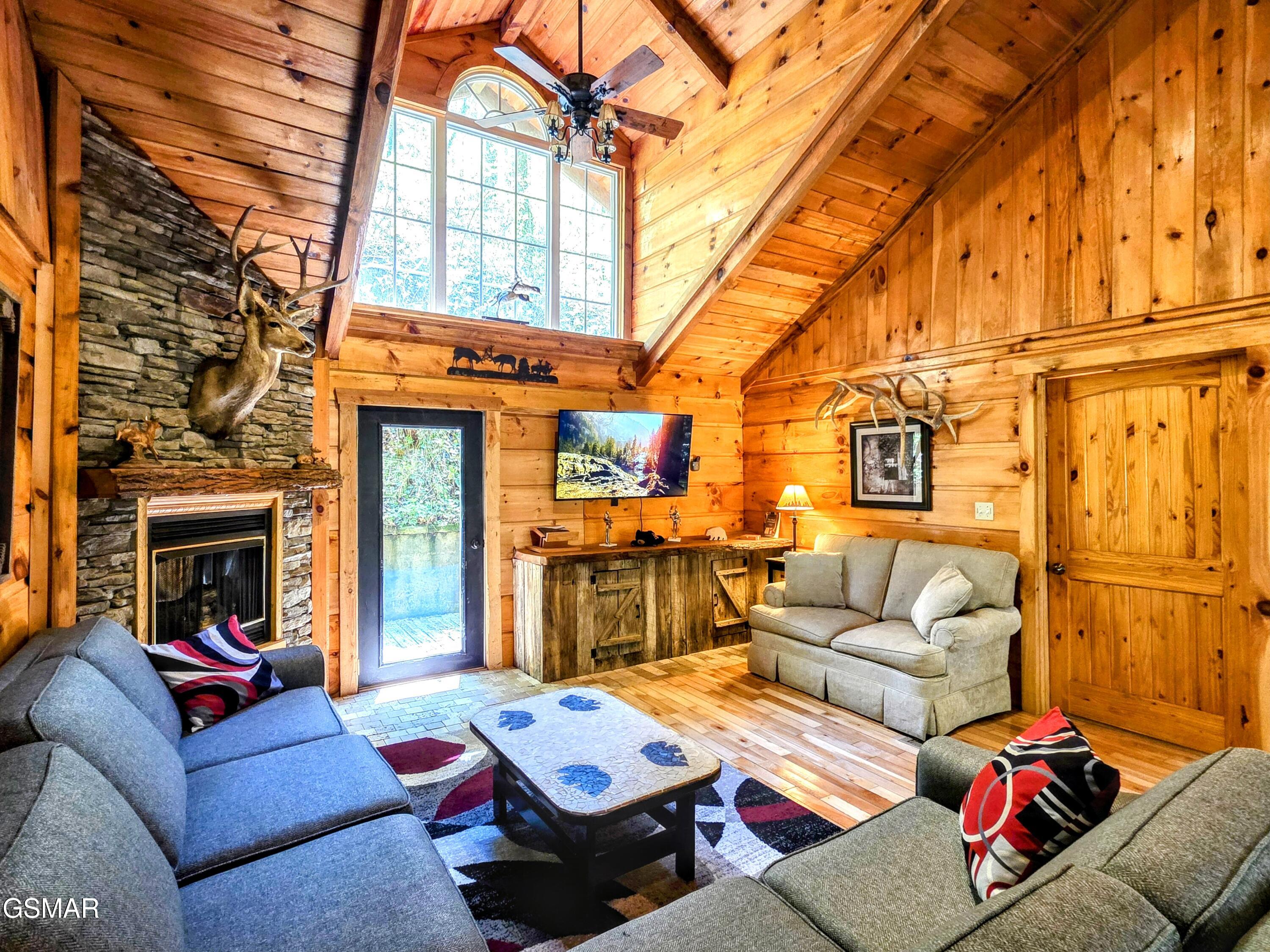 8540 Towns End Lane Townsend TN 37882