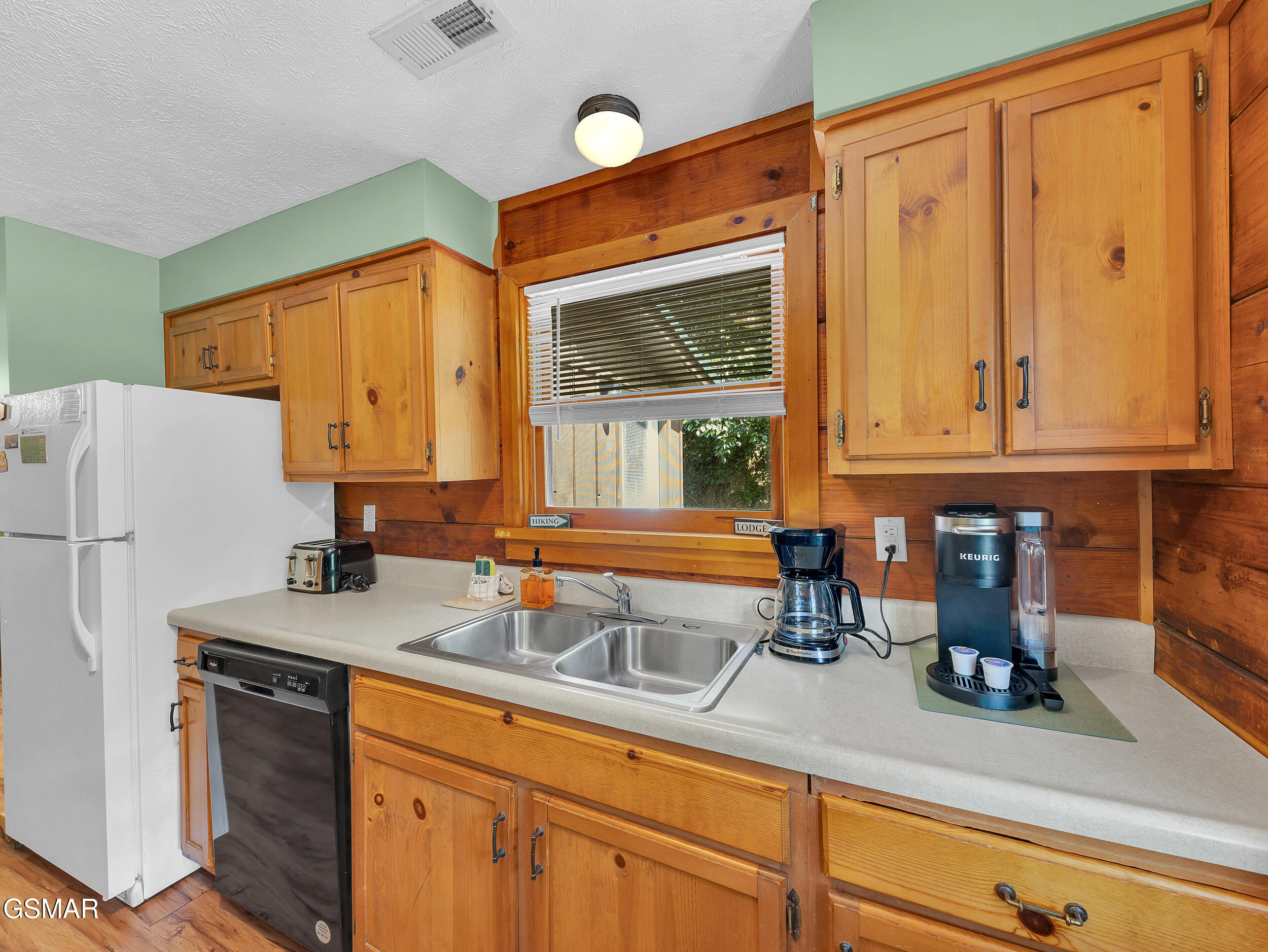 2947 Patty View Way Pigeon Forge TN 37862