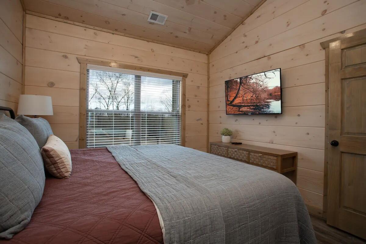 858 Osprey Way Pigeon Forge TN 37863