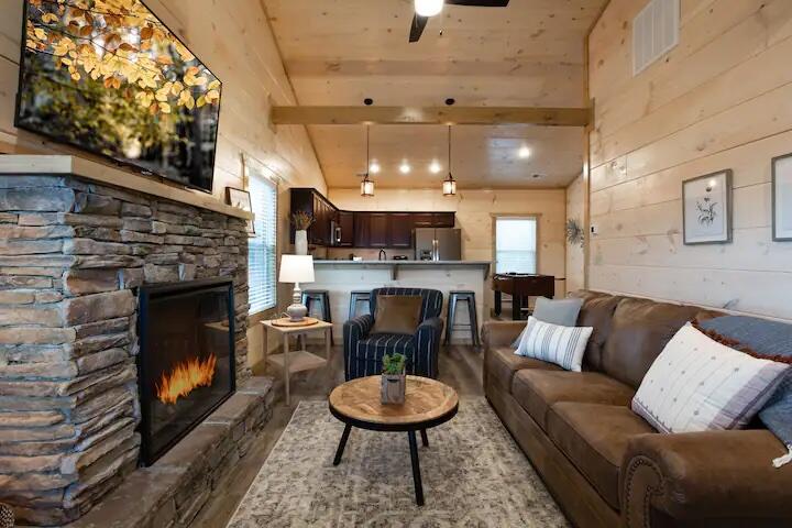 858 Osprey Way Pigeon Forge TN 37863