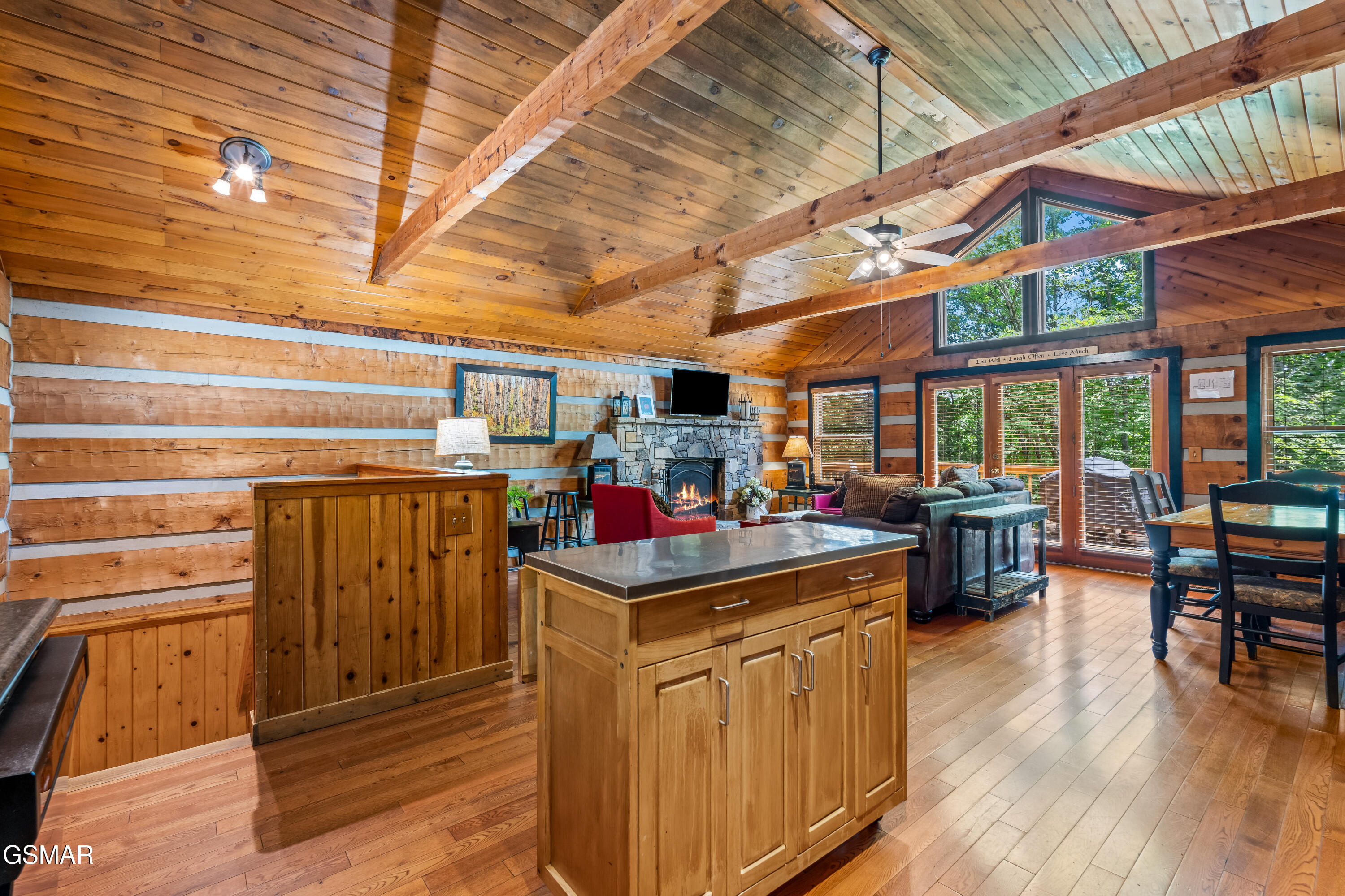 1708 Ridgecrest Drive Sevierville TN 37876