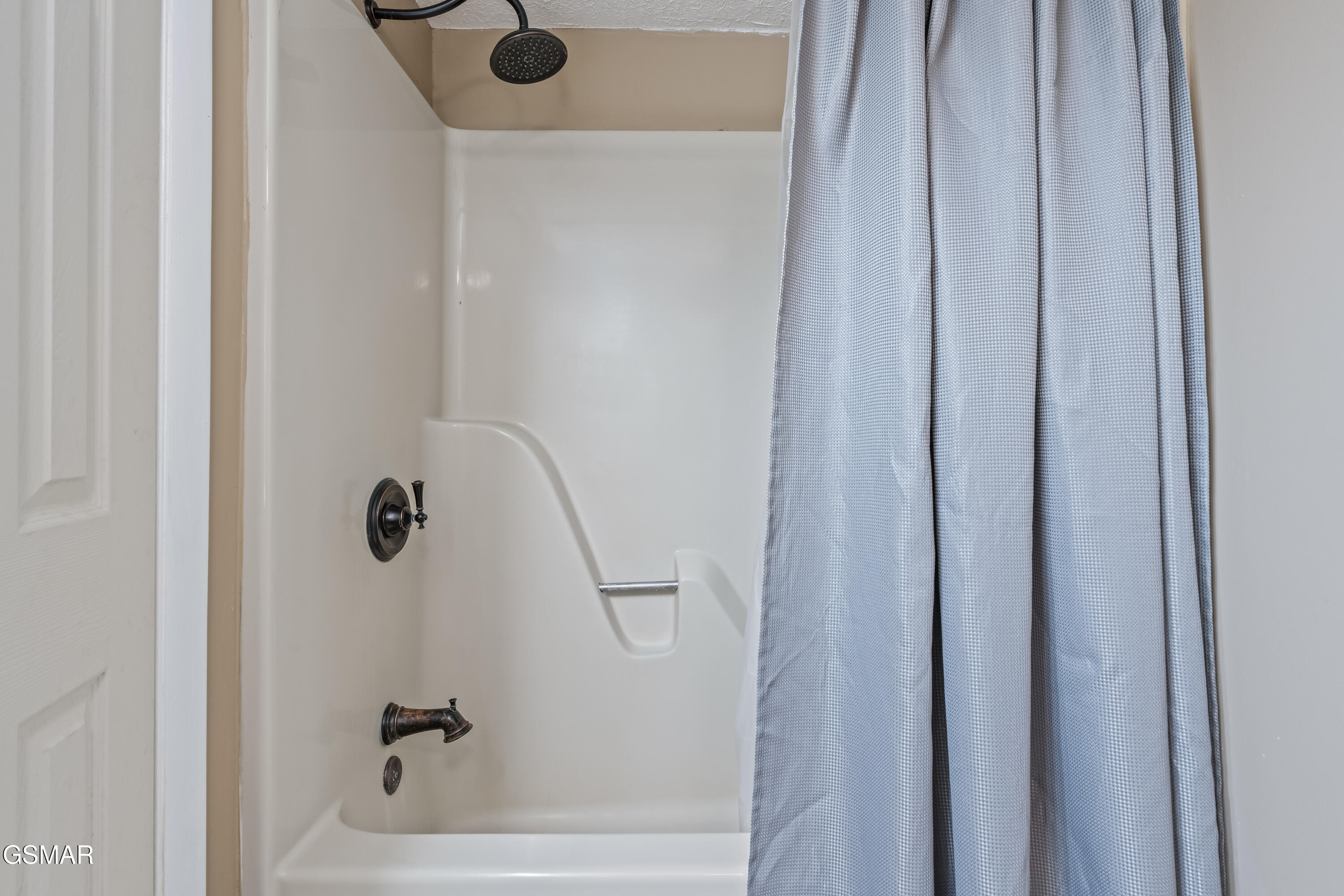 1708 Ridgecrest Drive Sevierville TN 37876