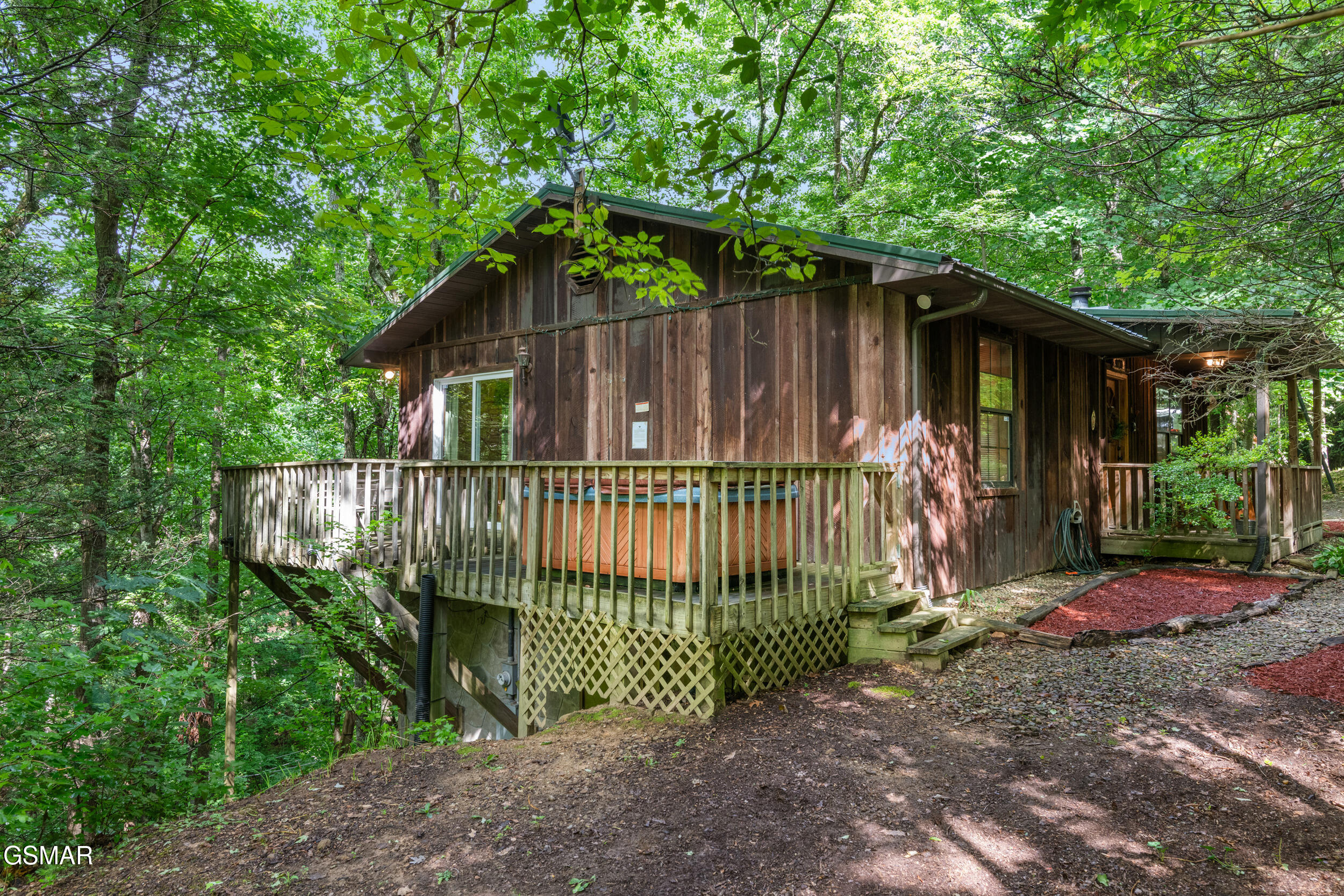1941 Anderson Way Sevierville TN 37876