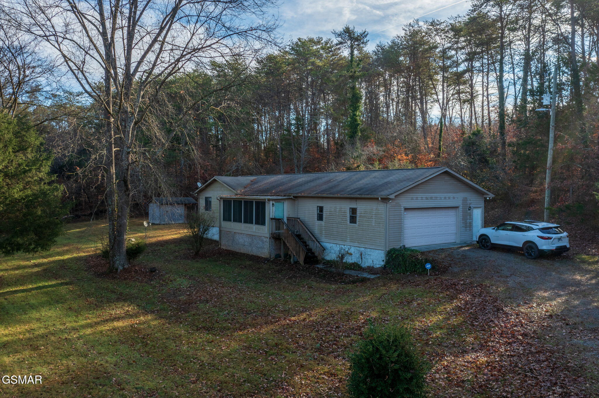 1689 Mccleary Bend Road Sevierville TN 37876