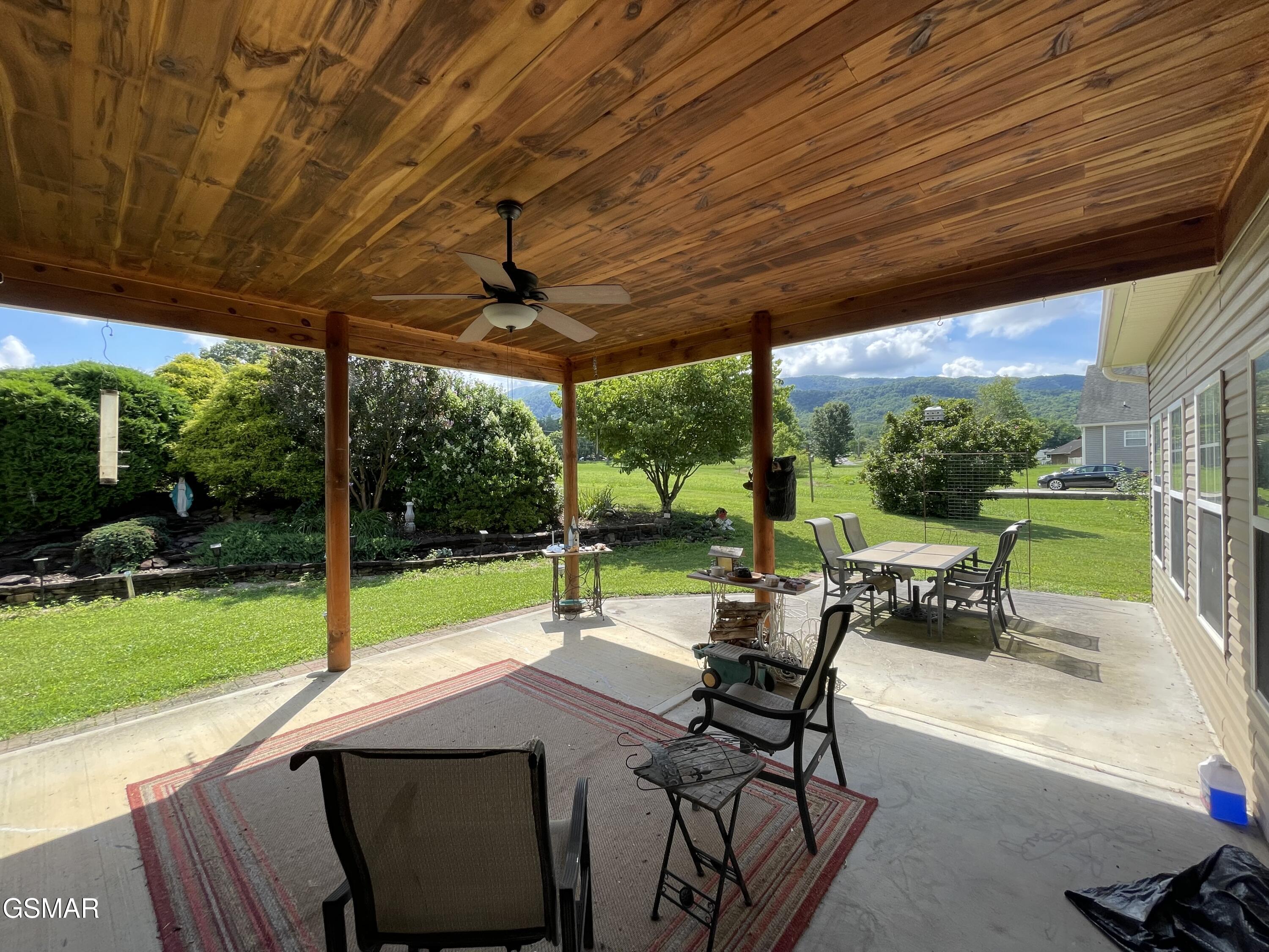 3351 Line Springs Road Sevierville TN 37862