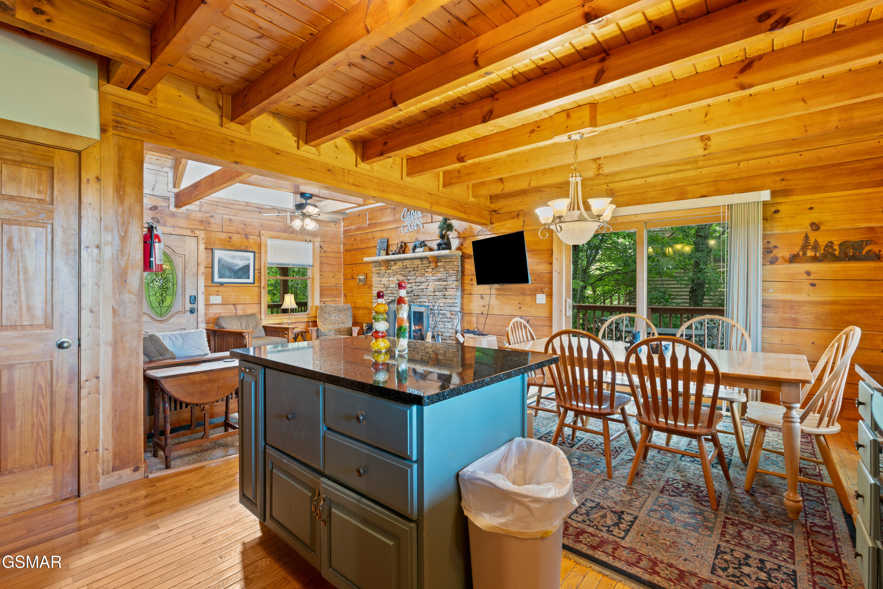 3639 Moonshine Way Gatlinburg TN 37738