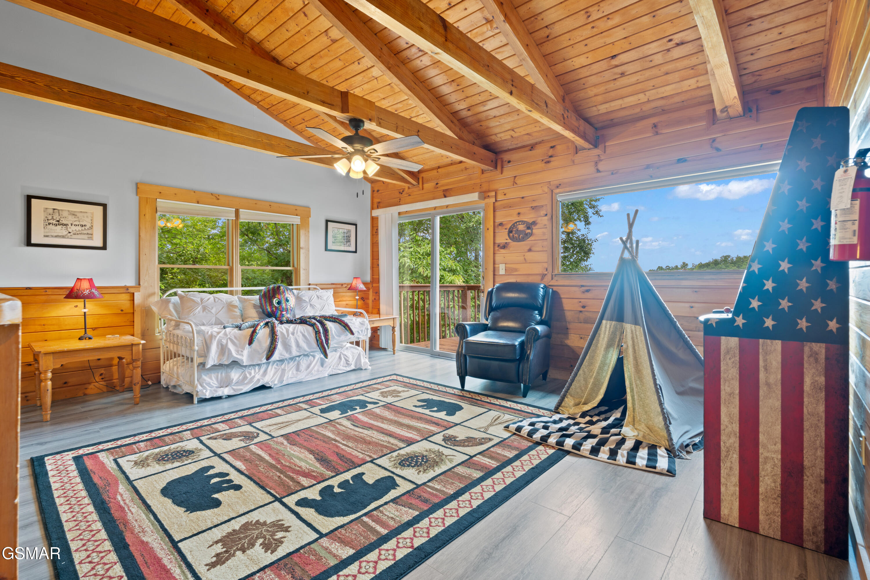 3639 Moonshine Way Gatlinburg TN 37738