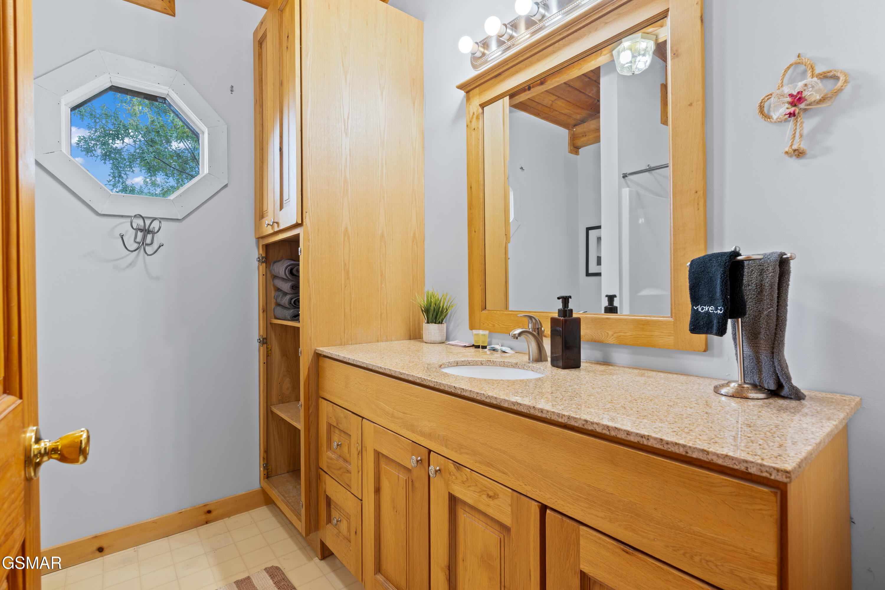 3639 Moonshine Way Gatlinburg TN 37738
