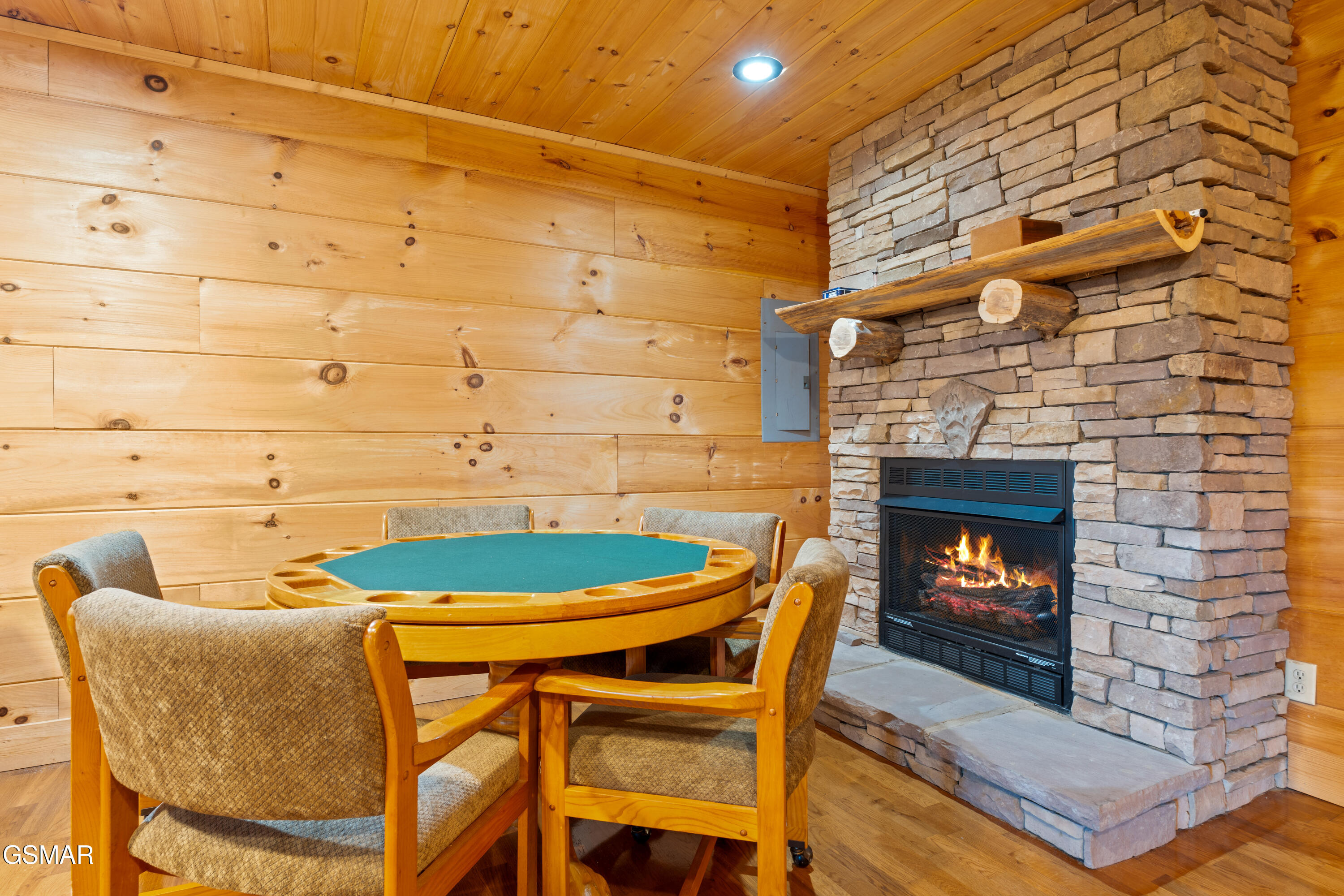 3639 Moonshine Way Gatlinburg TN 37738