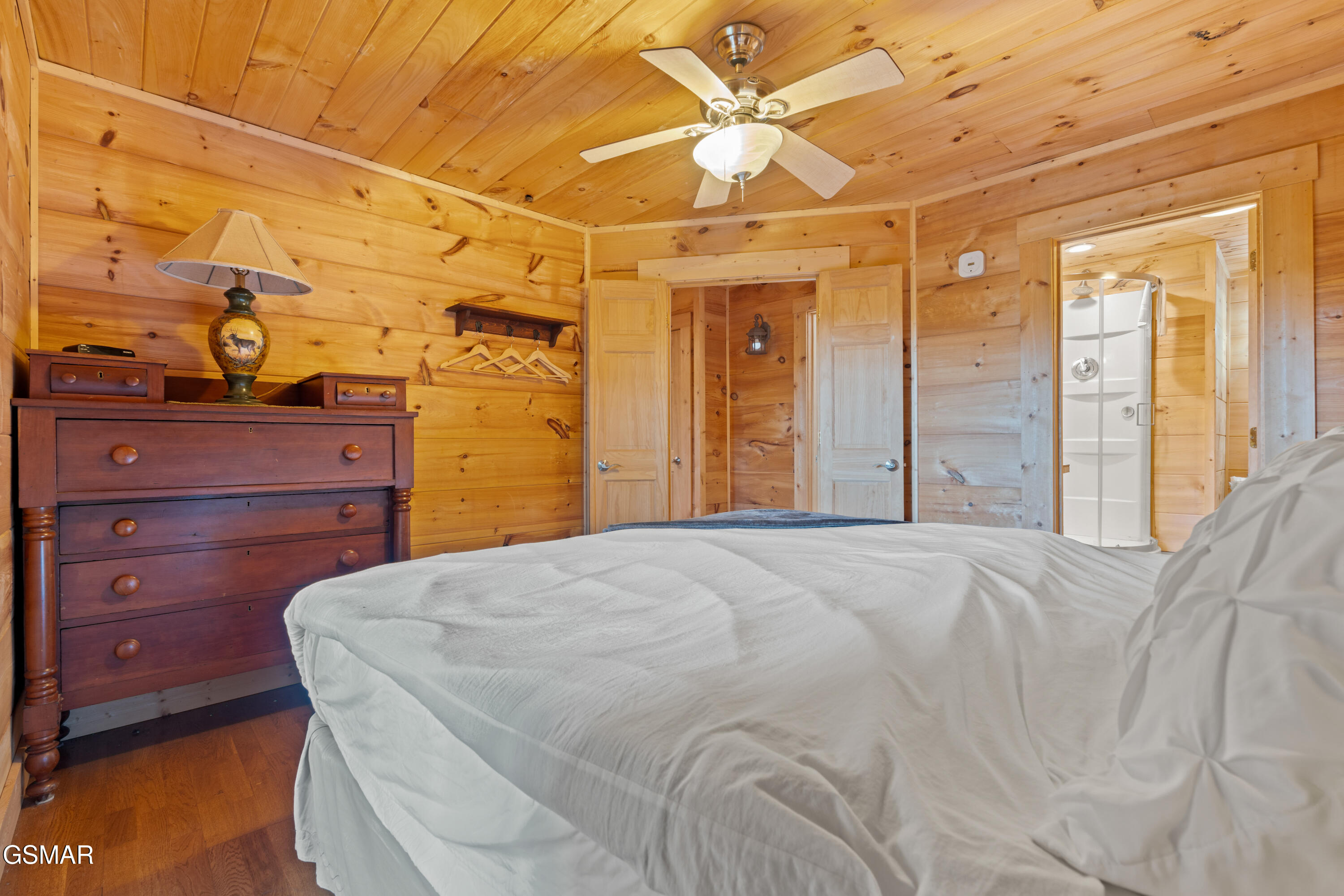 3639 Moonshine Way Gatlinburg TN 37738