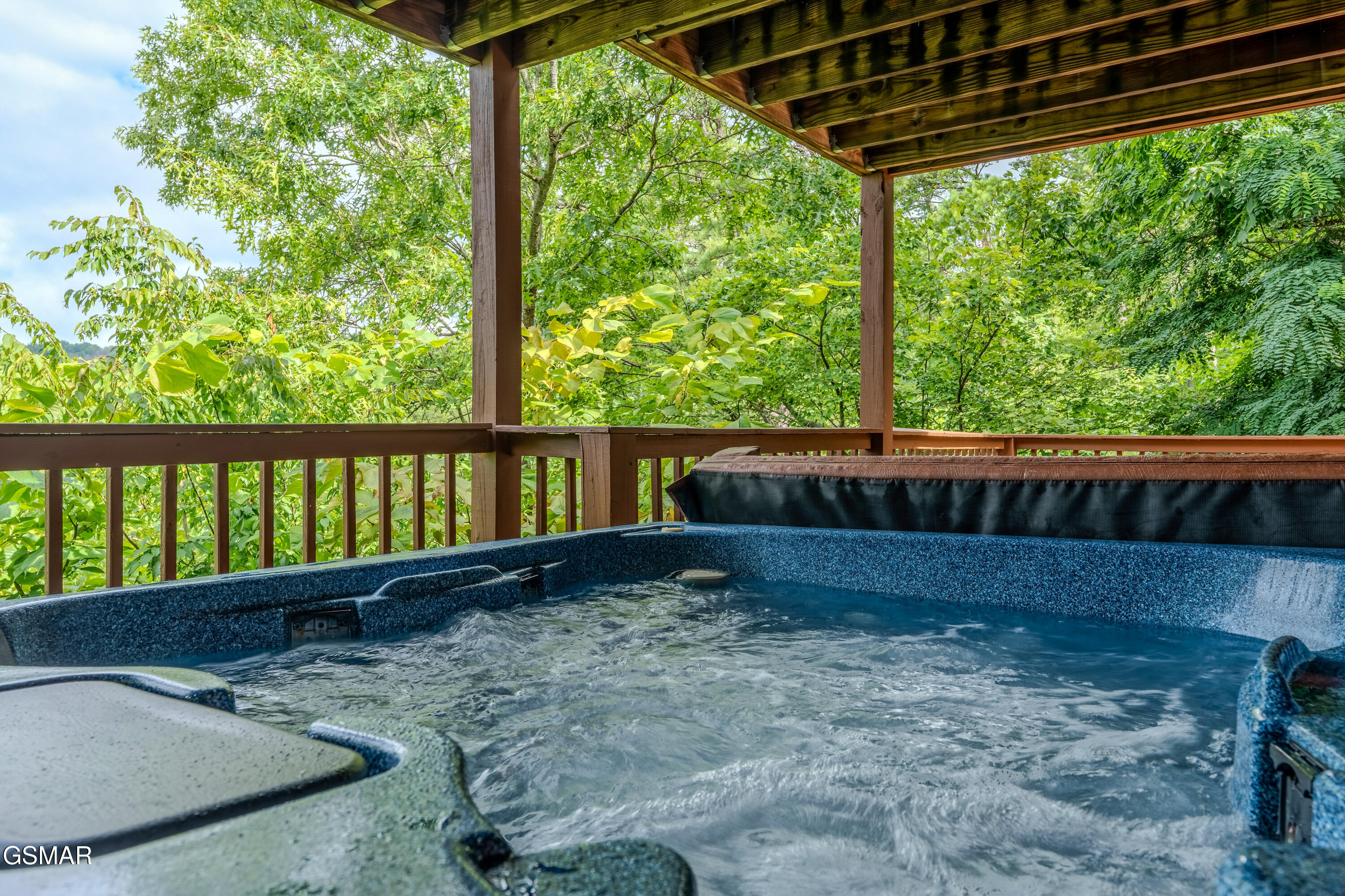 3639 Moonshine Way Gatlinburg TN 37738