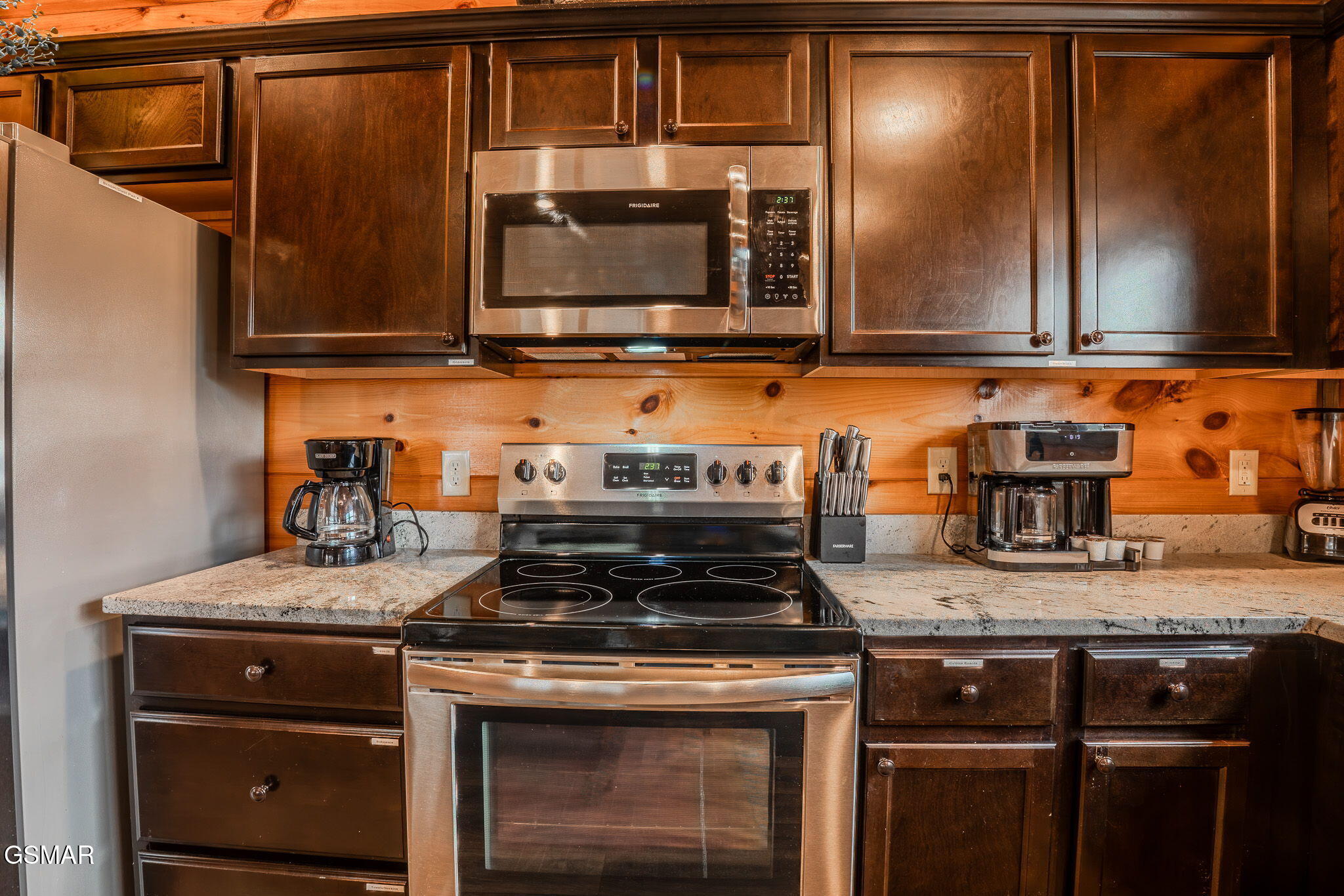 2043 Eagle Feather Drive Sevierville TN 37876
