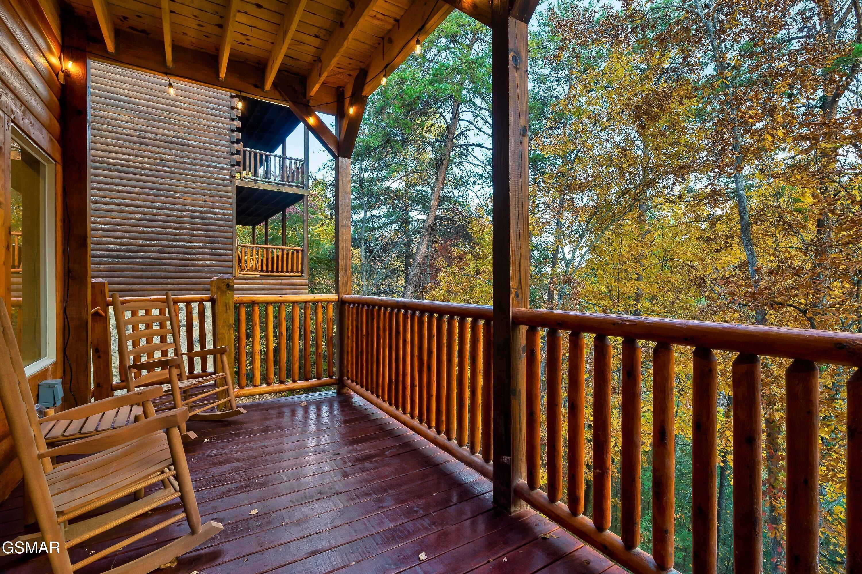 842 Black Bear Cub Way Sevierville TN 37862
