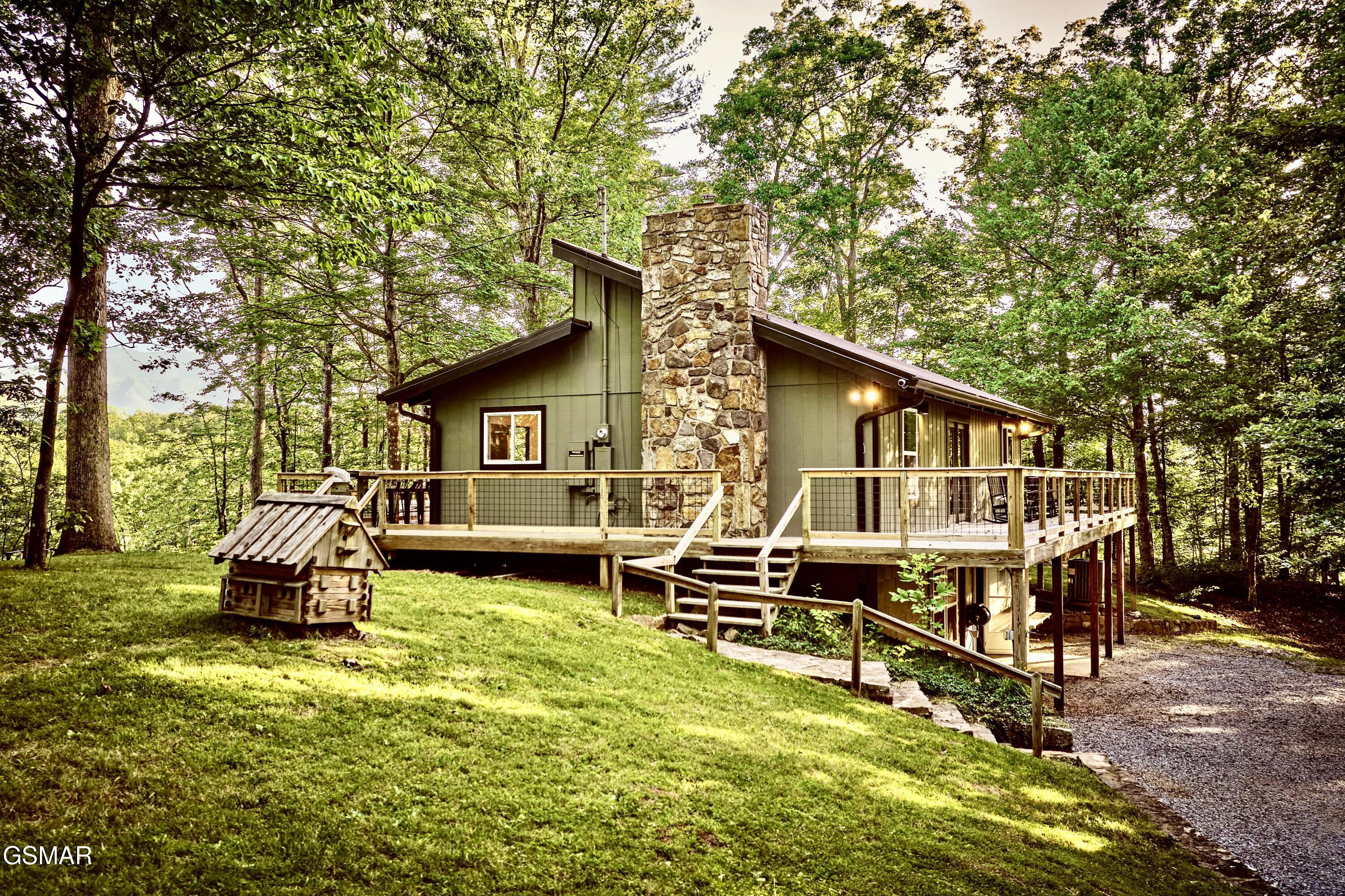 3843 Heavens View Lane Sevierville TN 37876