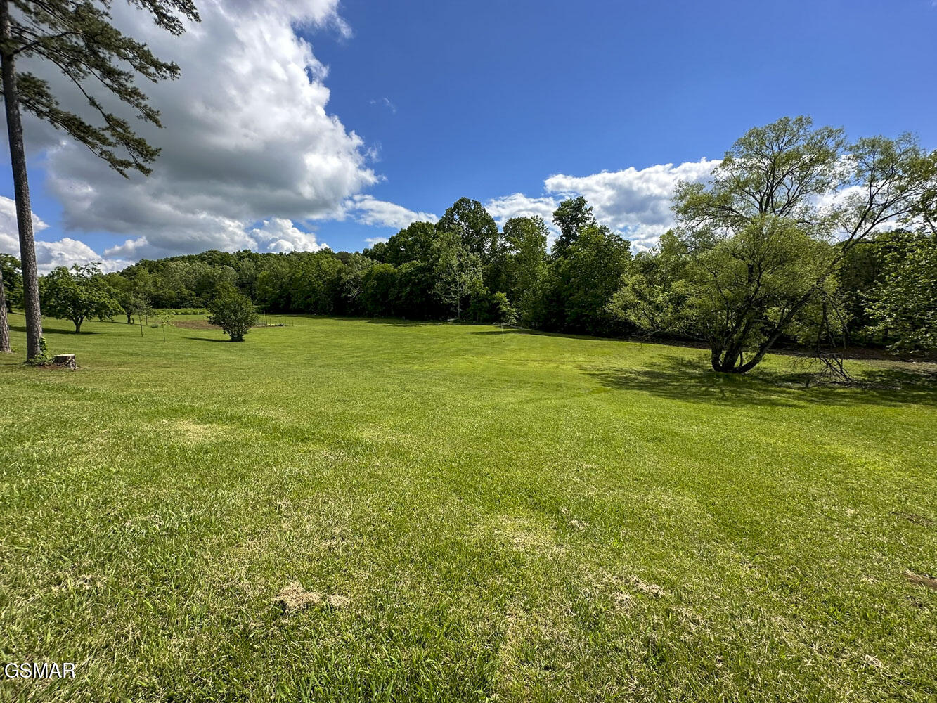 2218 Harvest Lane Dandridge TN 37725