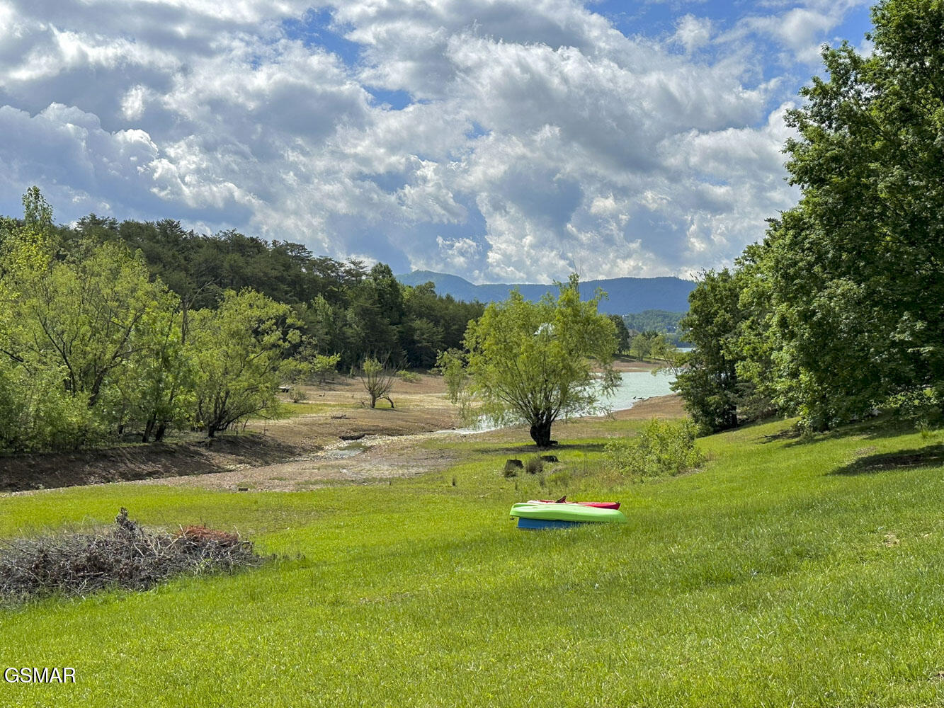 2218 Harvest Lane Dandridge TN 37725