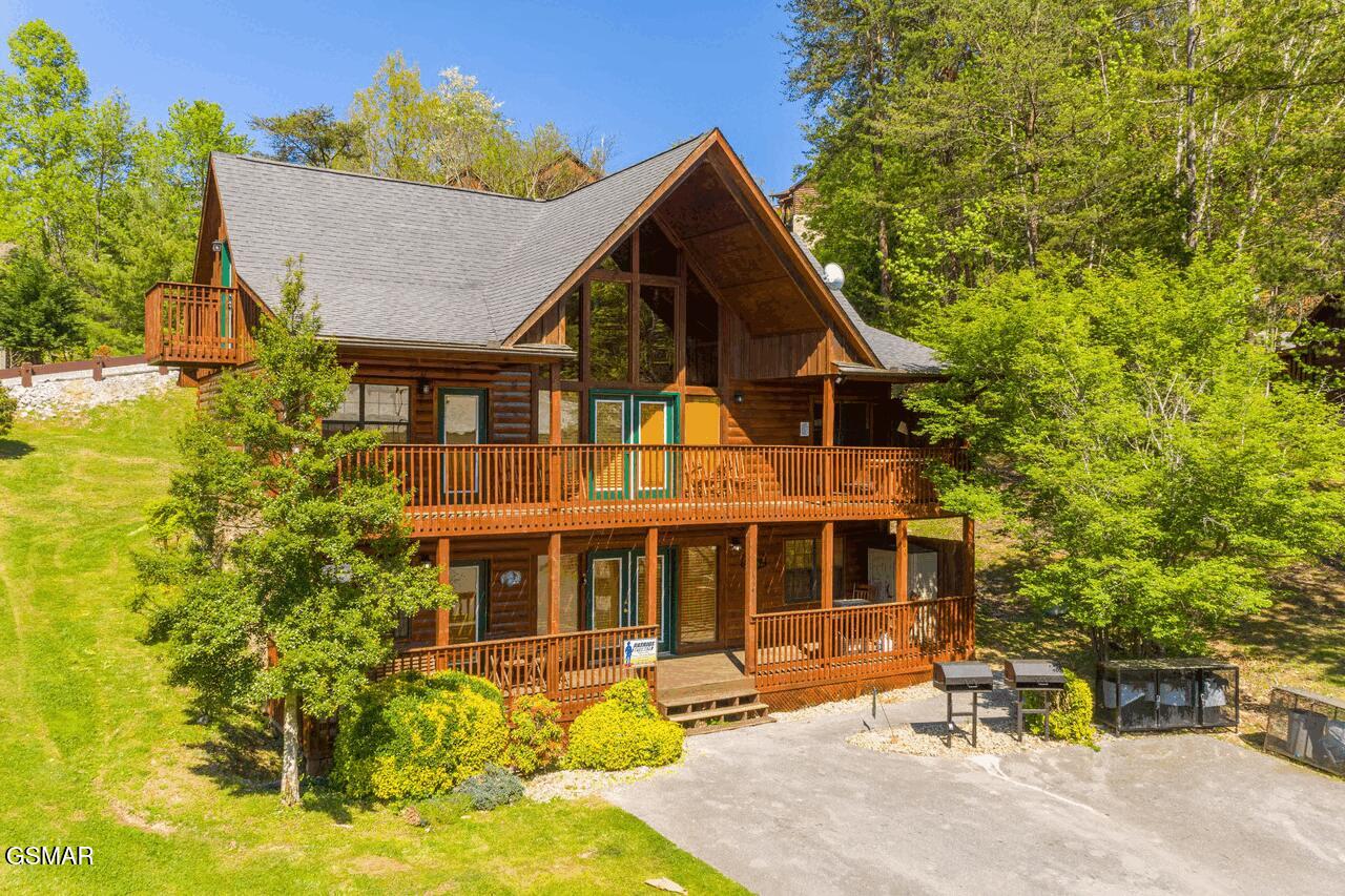 1504 Bears Den Way Sevierville TN 37862