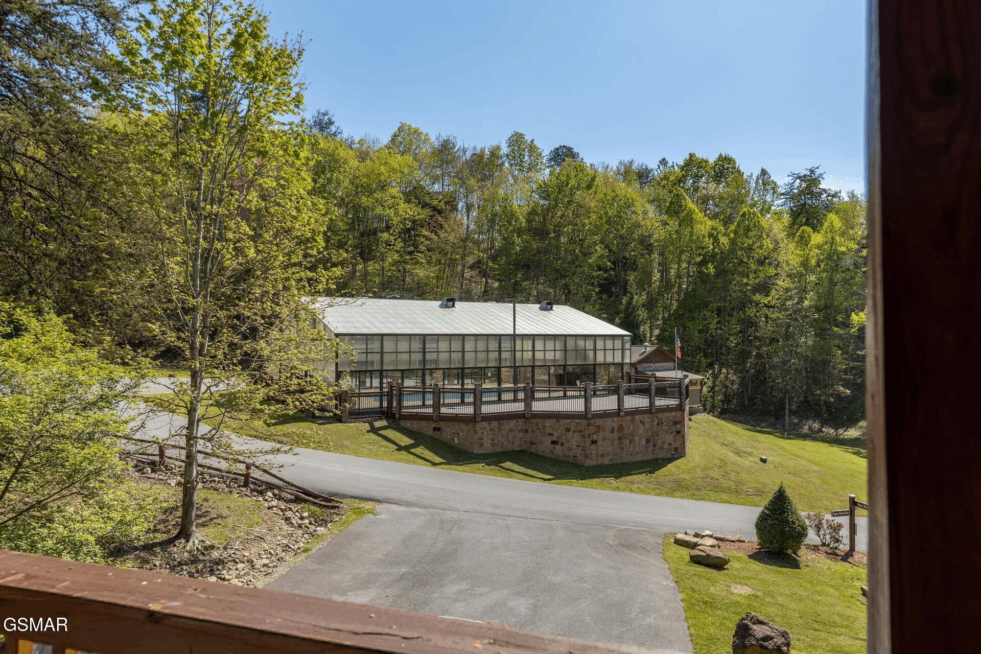 1504 Bears Den Way Sevierville TN 37862
