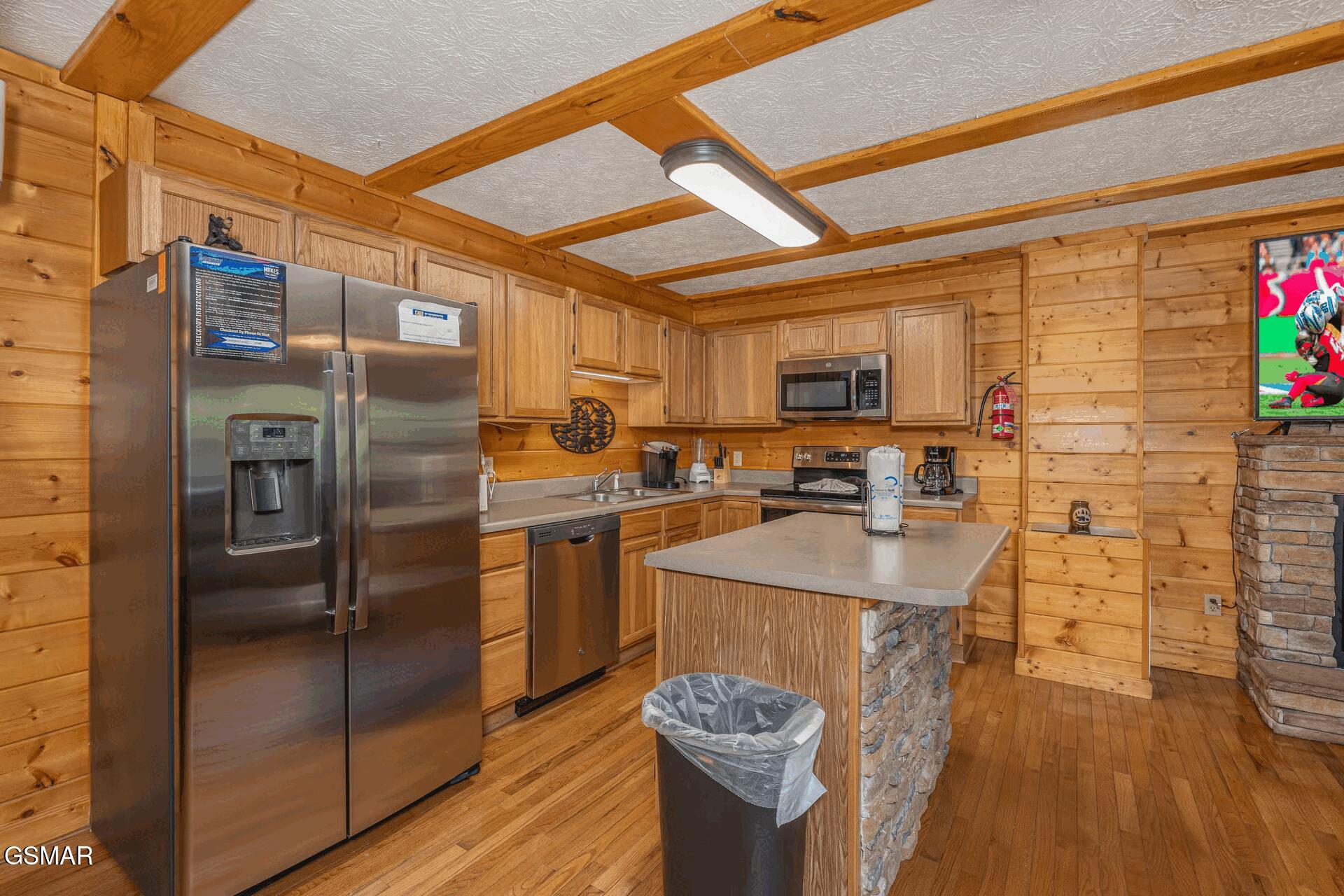 1504 Bears Den Way Sevierville TN 37862