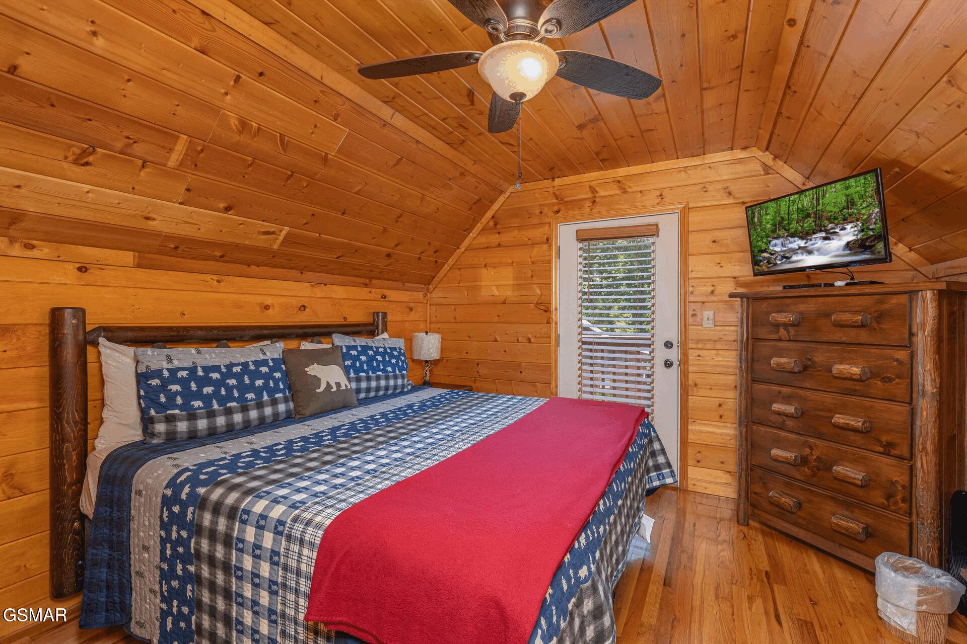 1504 Bears Den Way Sevierville TN 37862