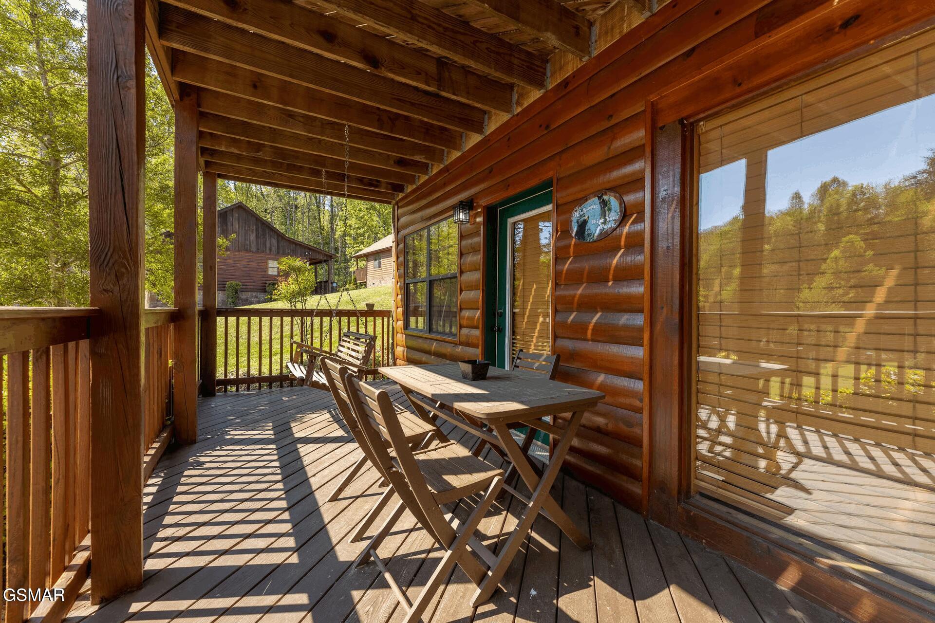 1504 Bears Den Way Sevierville TN 37862