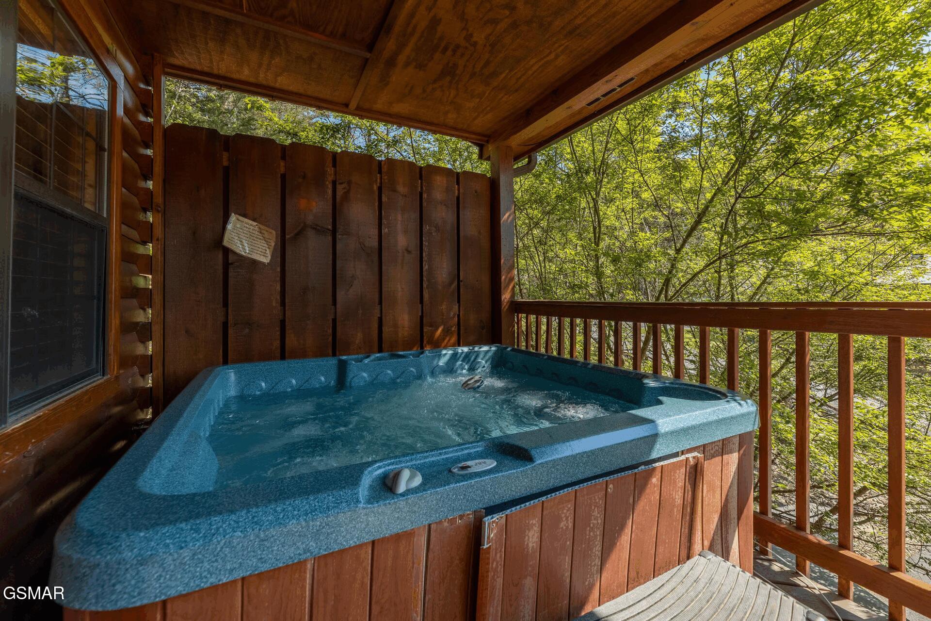 1504 Bears Den Way Sevierville TN 37862