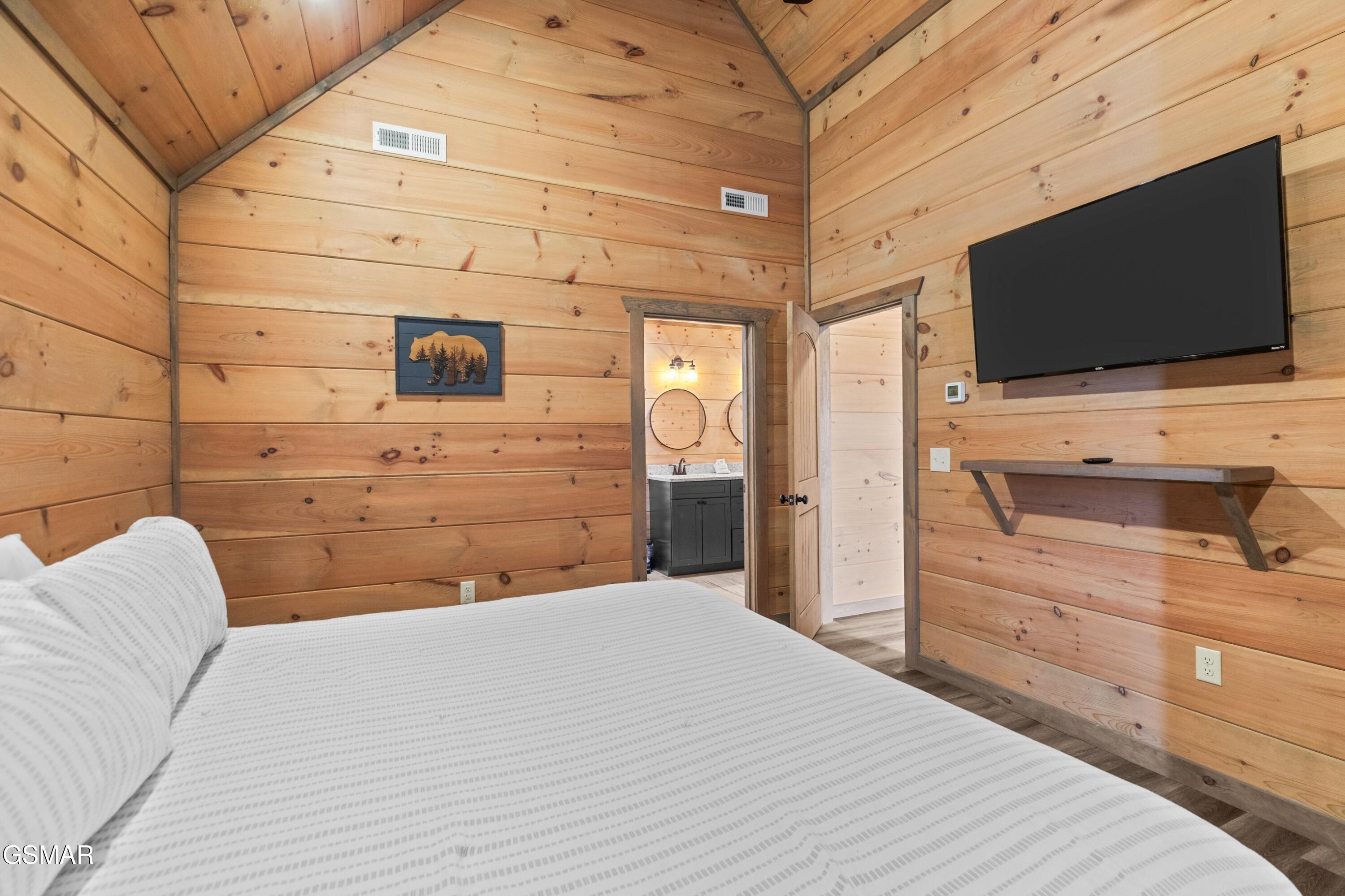 2232 Pinnacle Ridge Trail Sevierville TN 37876