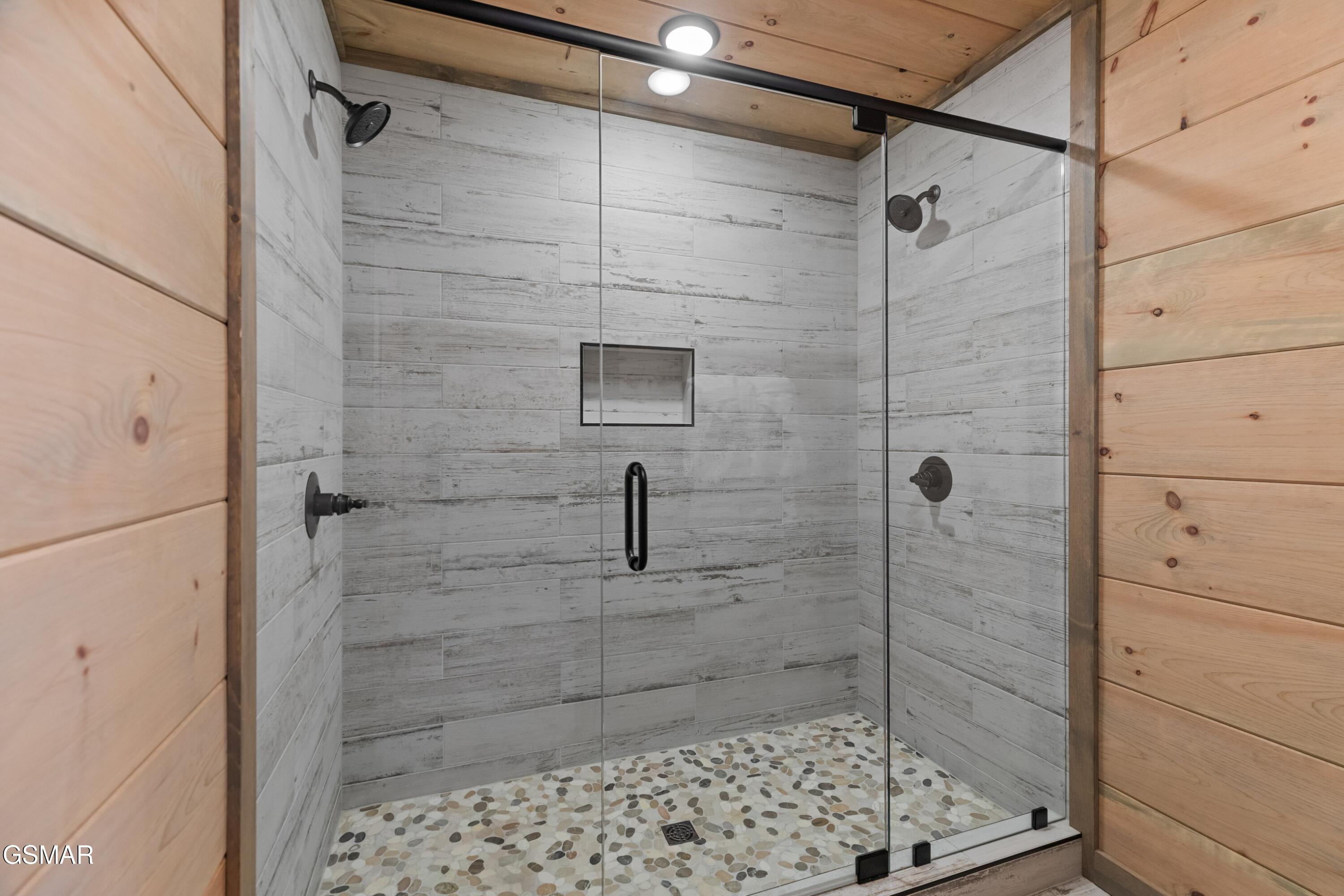 2232 Pinnacle Ridge Trail Sevierville TN 37876