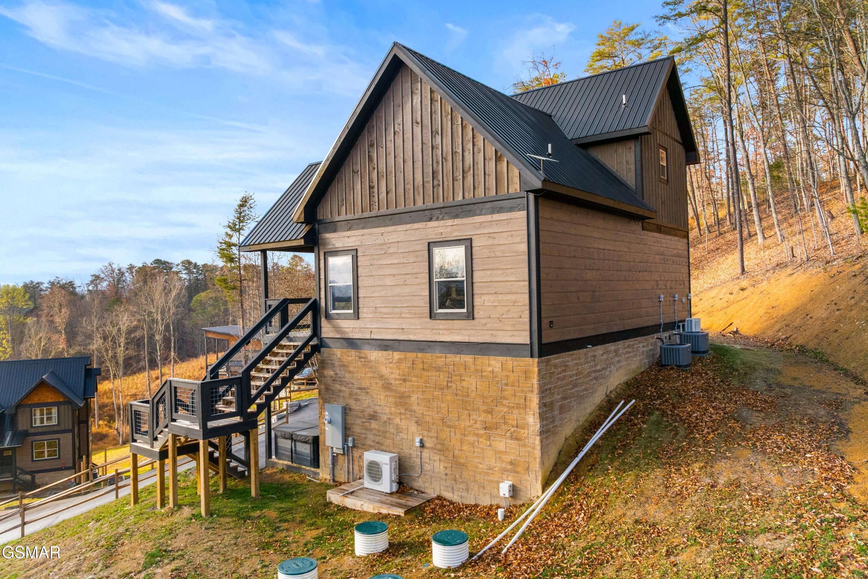 2232 Pinnacle Ridge Trail Sevierville TN 37876