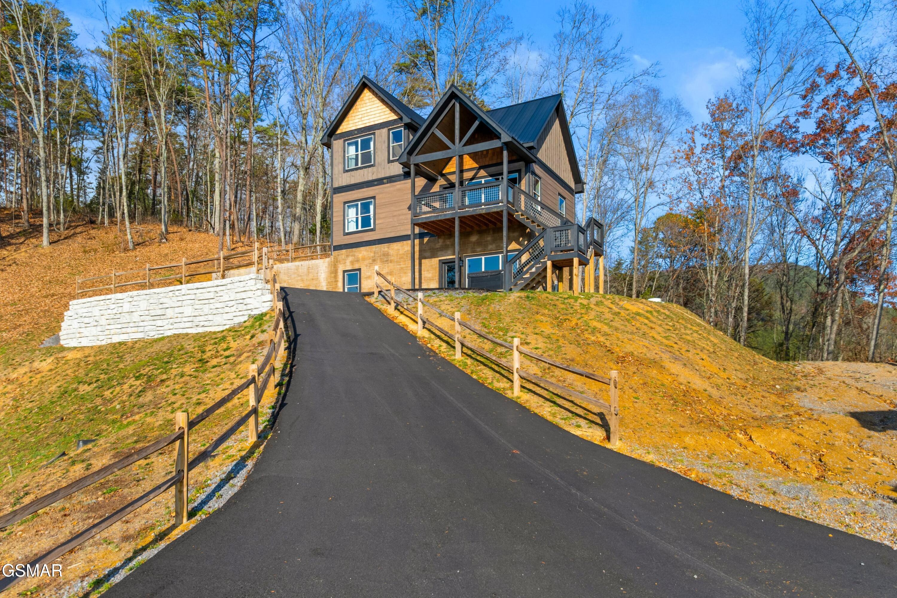 2232 Pinnacle Ridge Trail Sevierville TN 37876