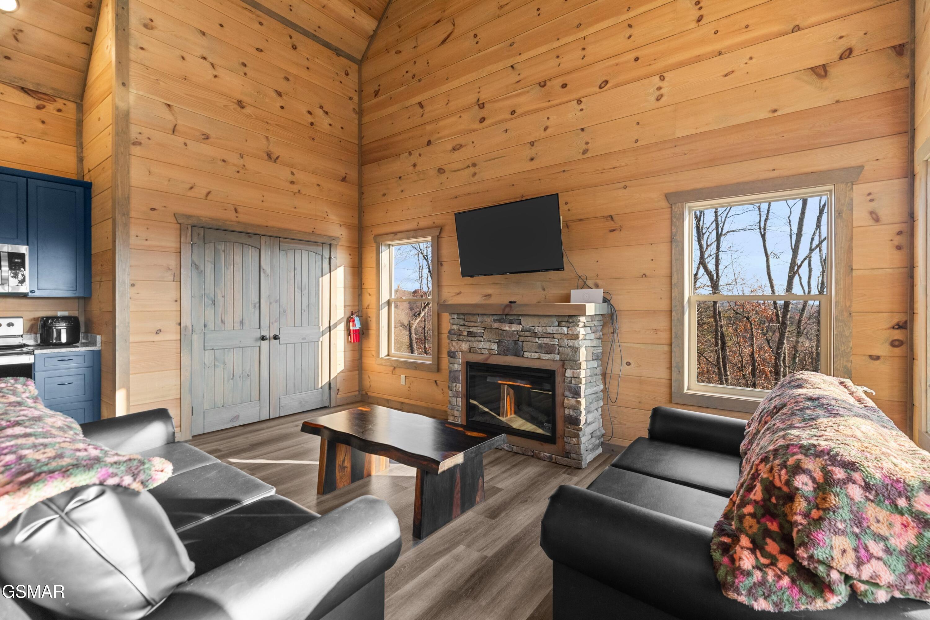 2232 Pinnacle Ridge Trail Sevierville TN 37876