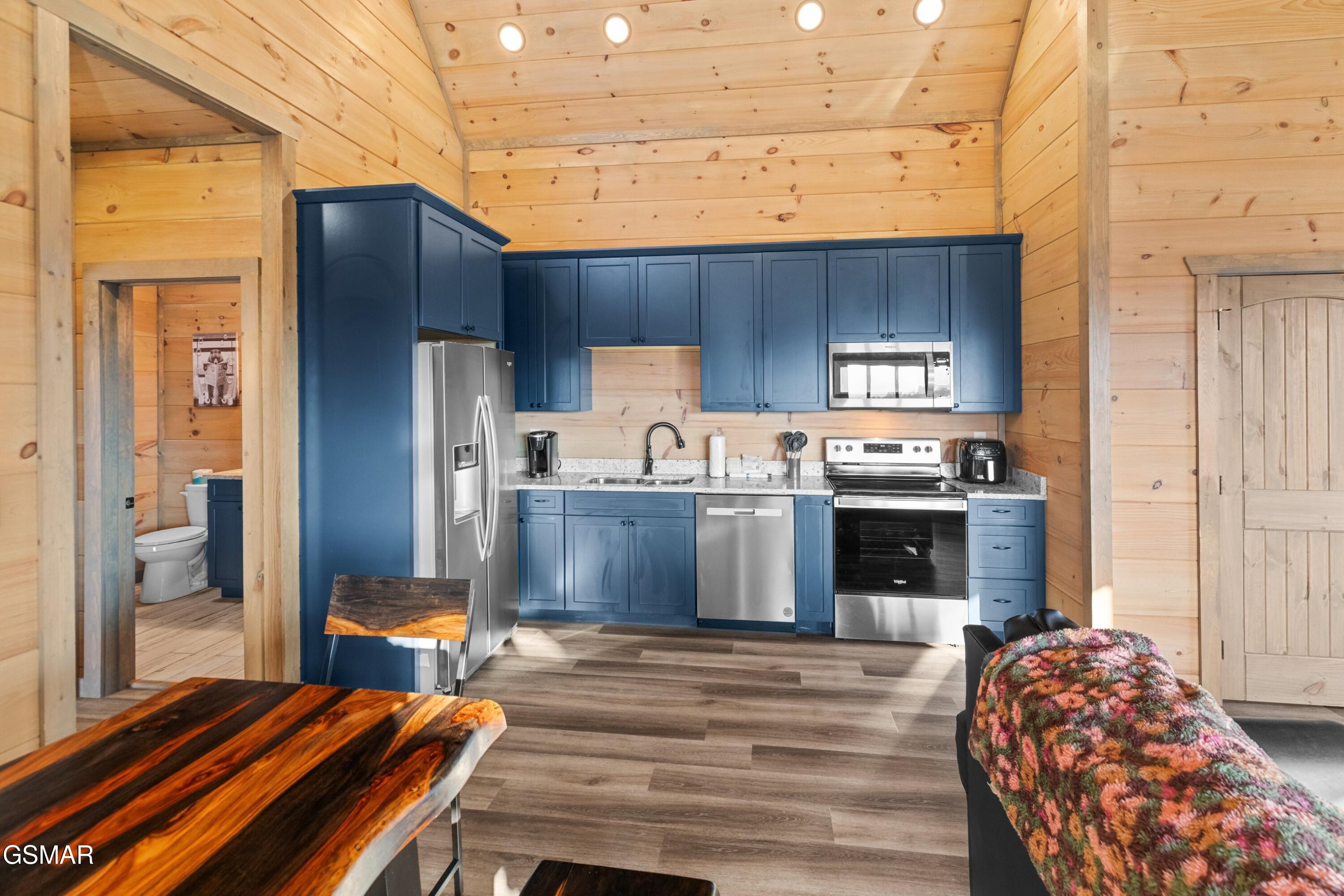 2232 Pinnacle Ridge Trail Sevierville TN 37876