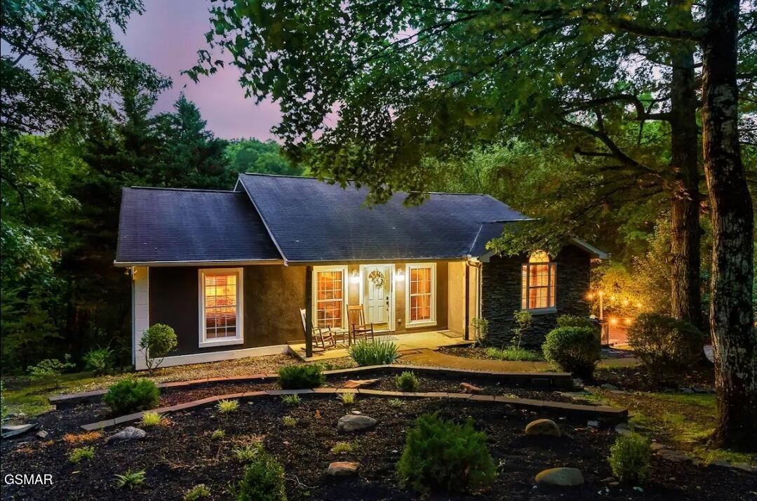 3230 Cove Creek Way Sevierville TN 37862