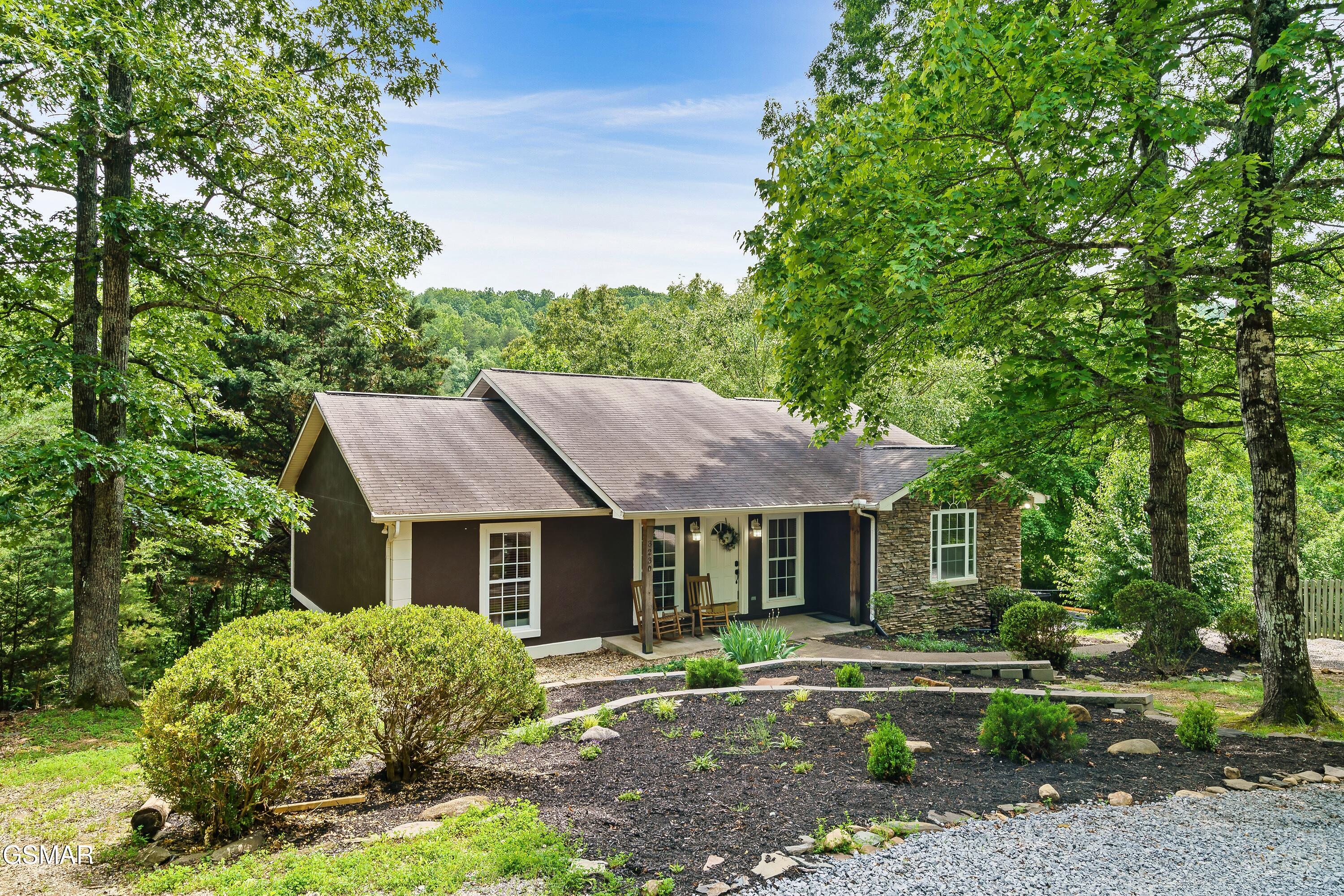 3230 Cove Creek Way Sevierville TN 37862