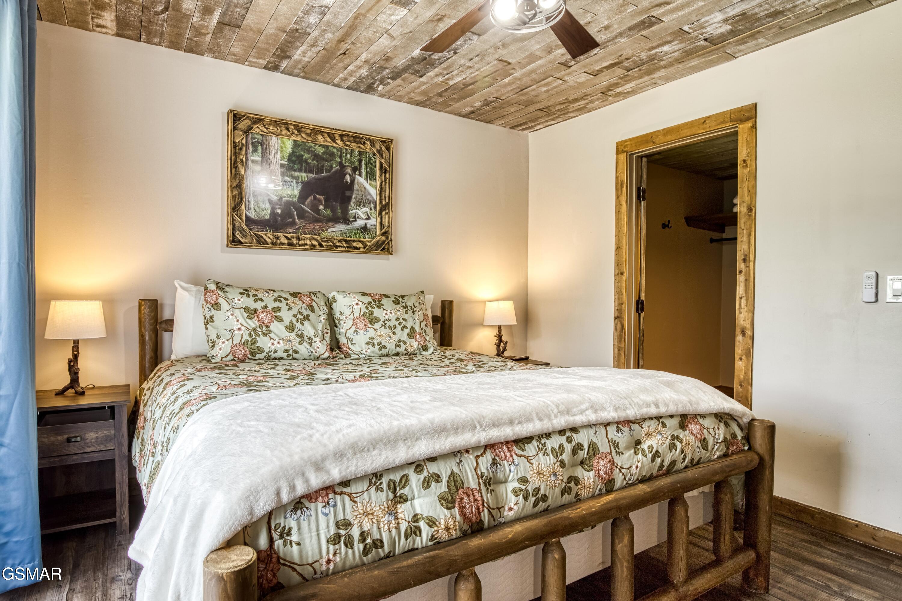 4256/4260 New Pioneer Trail Pigeon Forge TN 37863