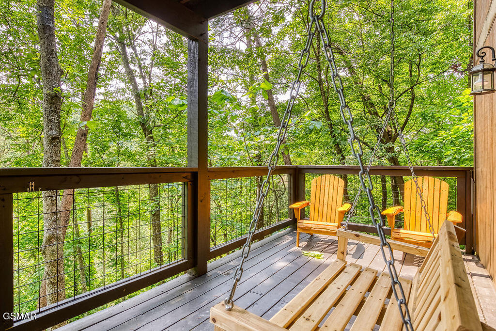 4256/4260 New Pioneer Trail Pigeon Forge TN 37863