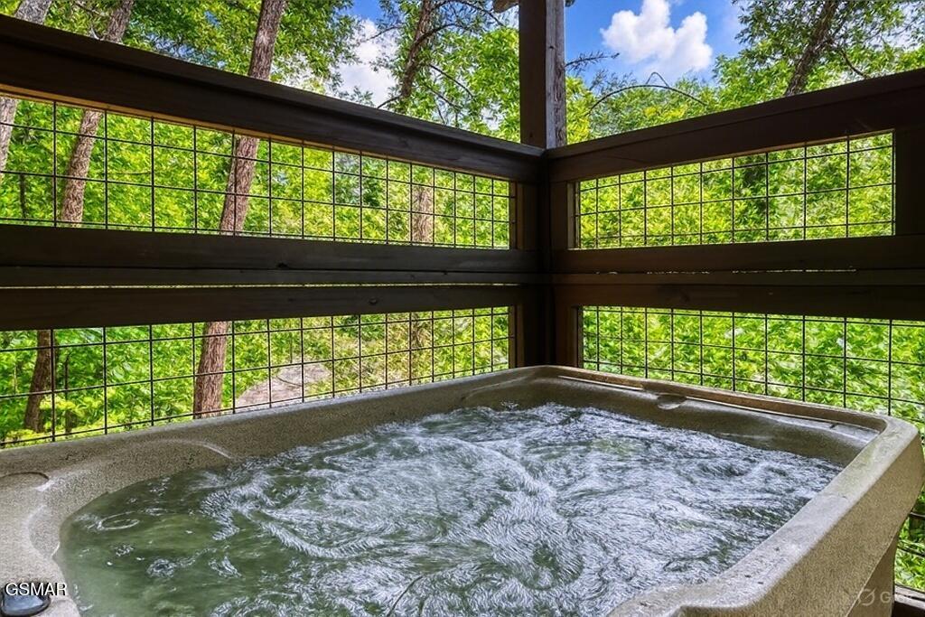 4256/4260 New Pioneer Trail Pigeon Forge TN 37863