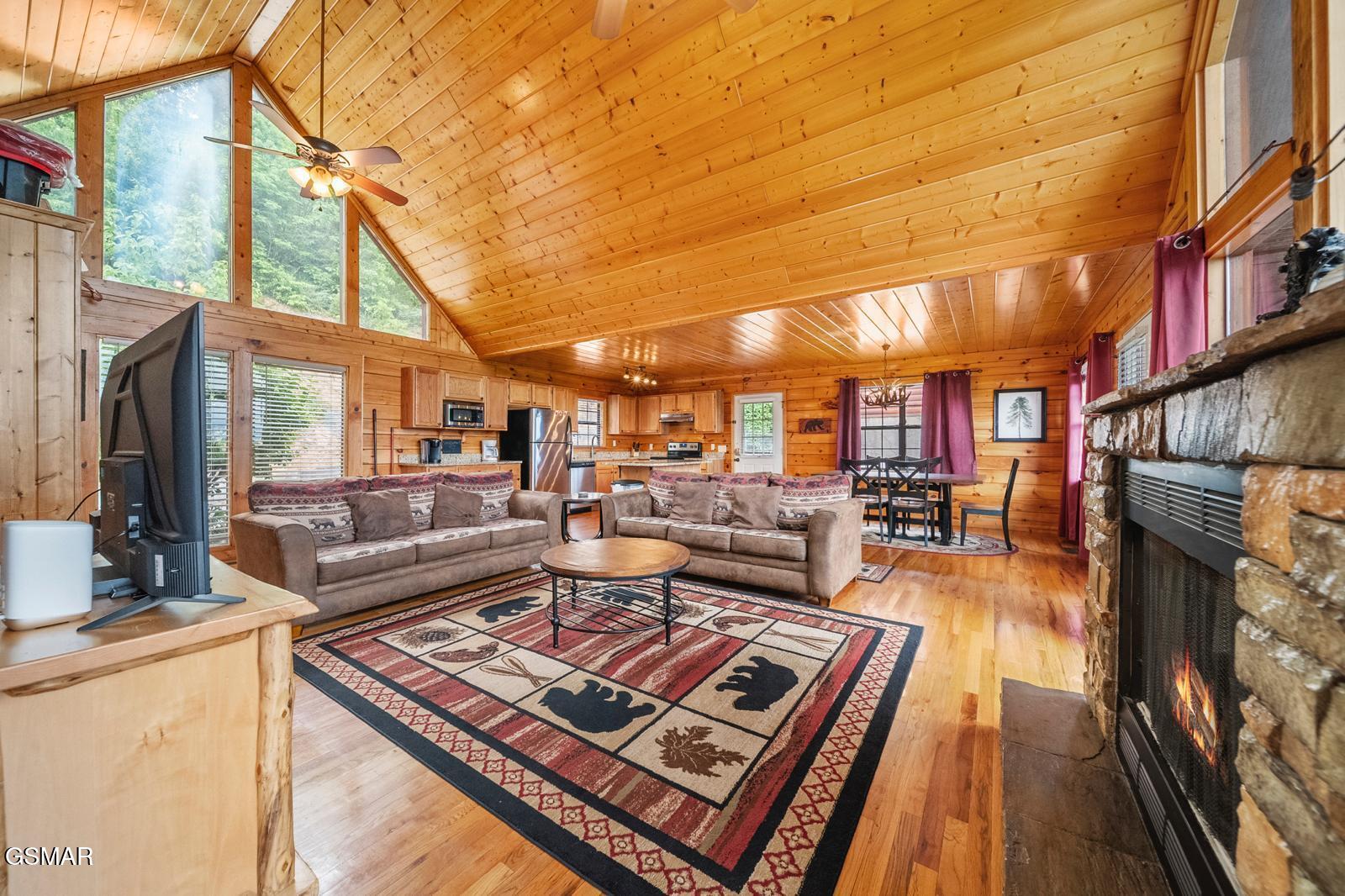 1644 Pinewood Way Sevierville TN 37862