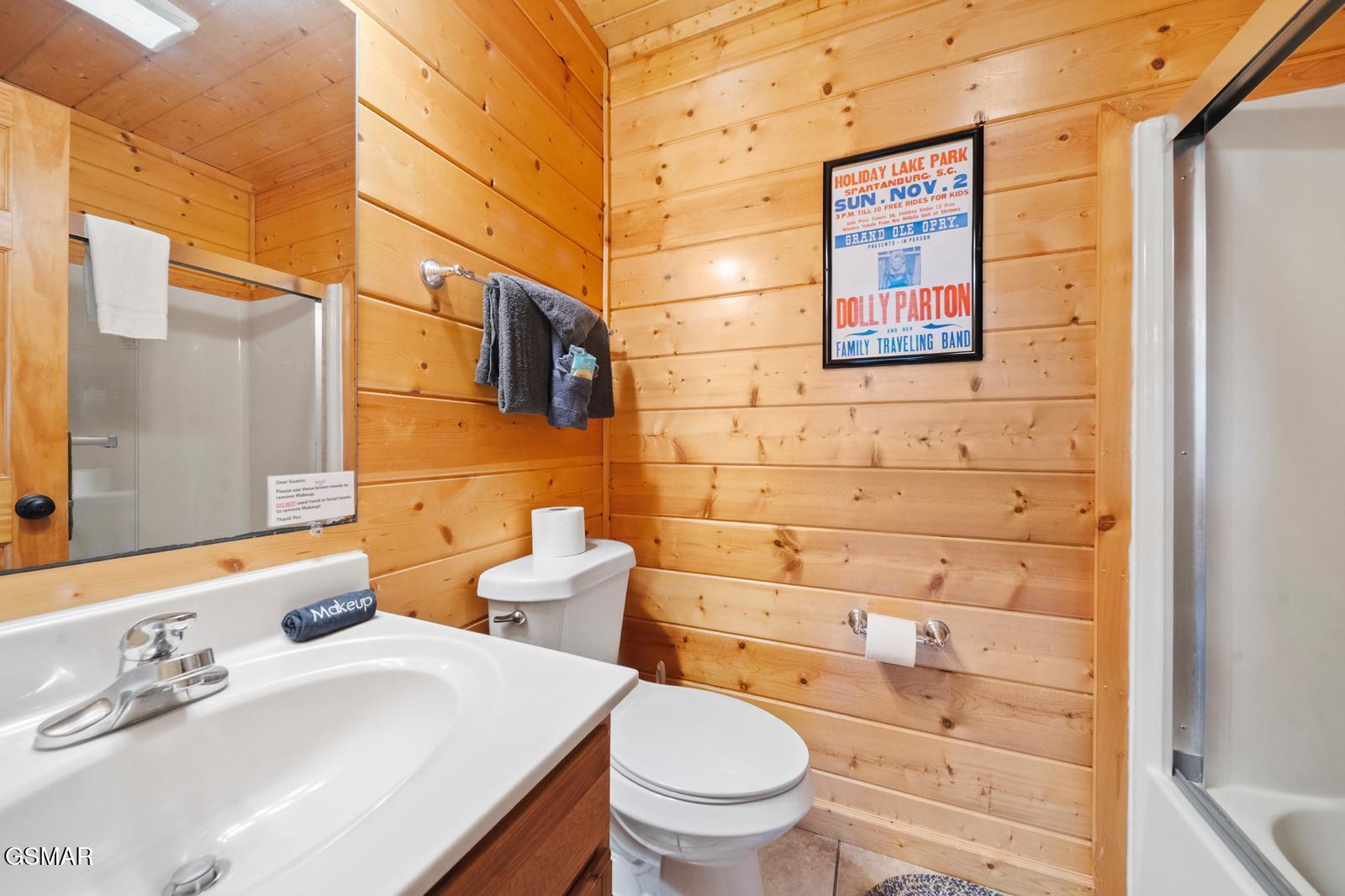 1644 Pinewood Way Sevierville TN 37862