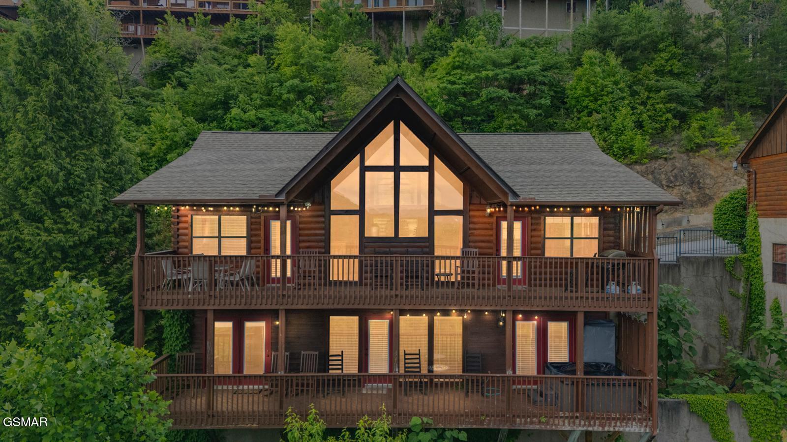 1644 Pinewood Way Sevierville TN 37862