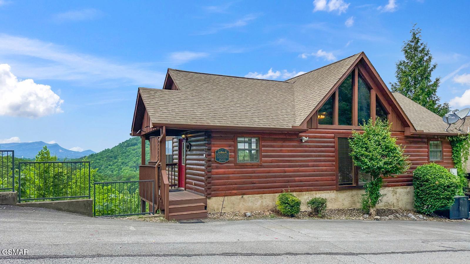 1644 Pinewood Way Sevierville TN 37862