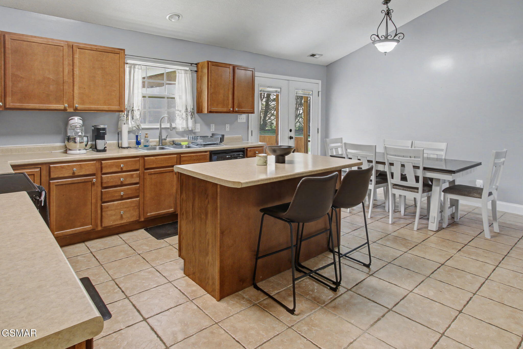 5119 N Wildwood Road Maryville TN 37804