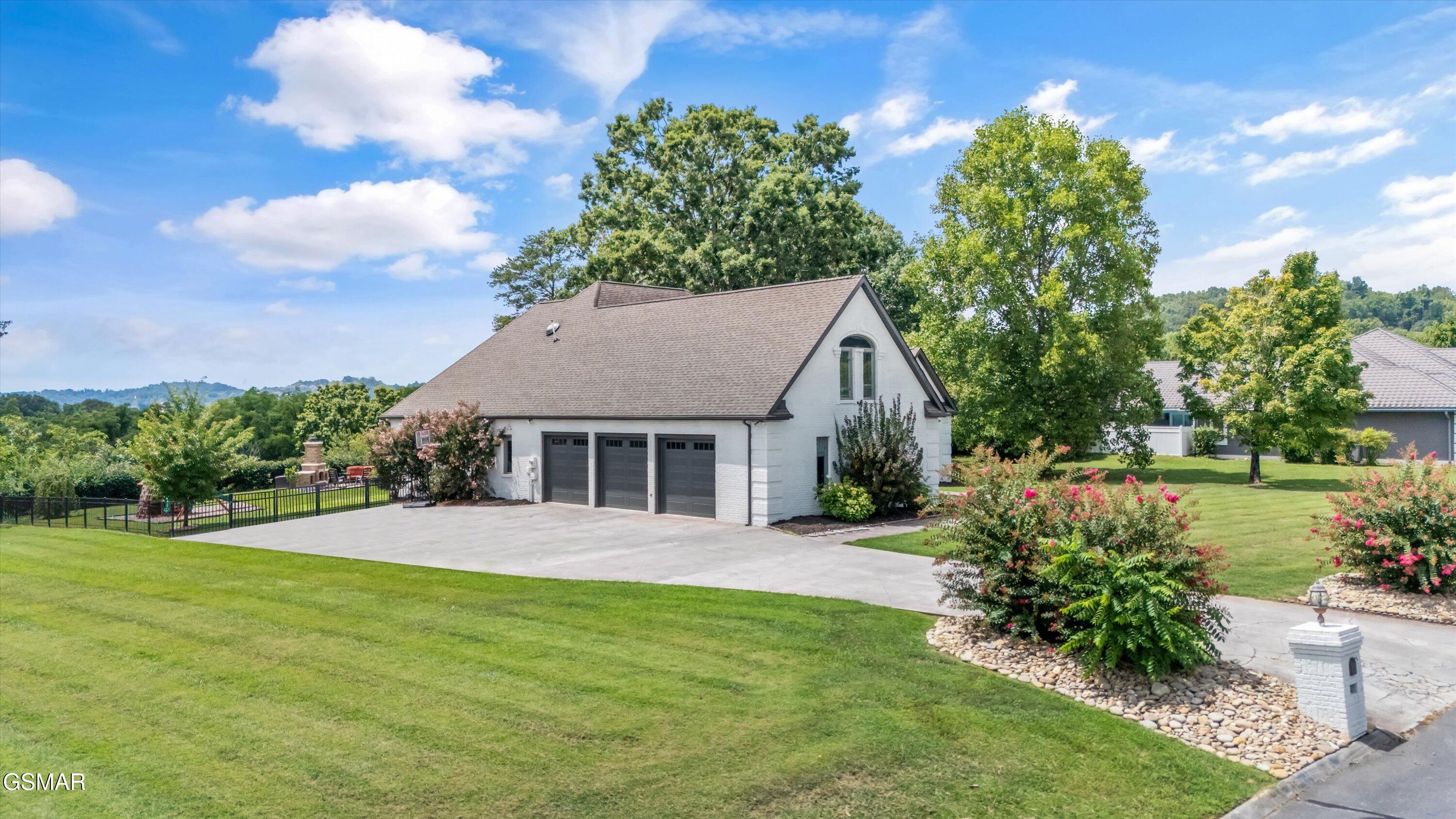 339 Riverdale Drive Sevierville TN 37862