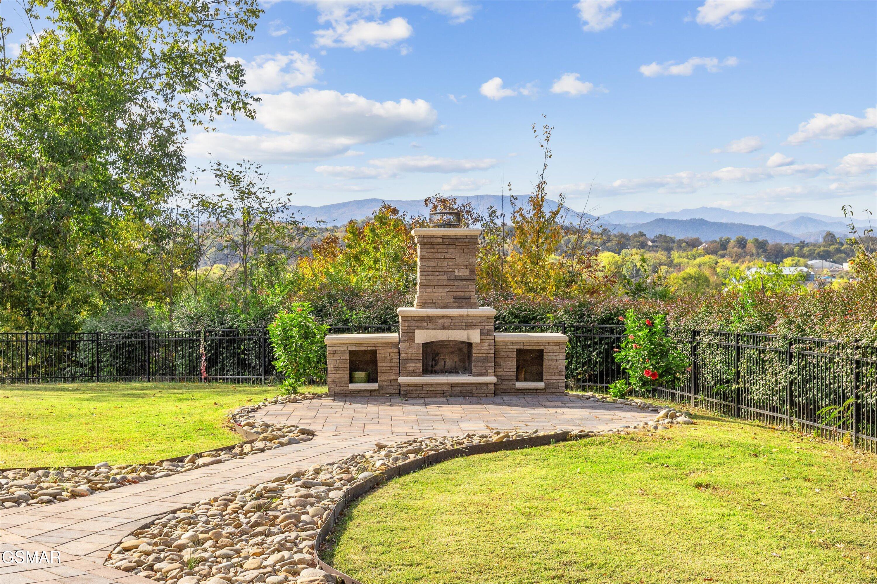 339 Riverdale Drive Sevierville TN 37862